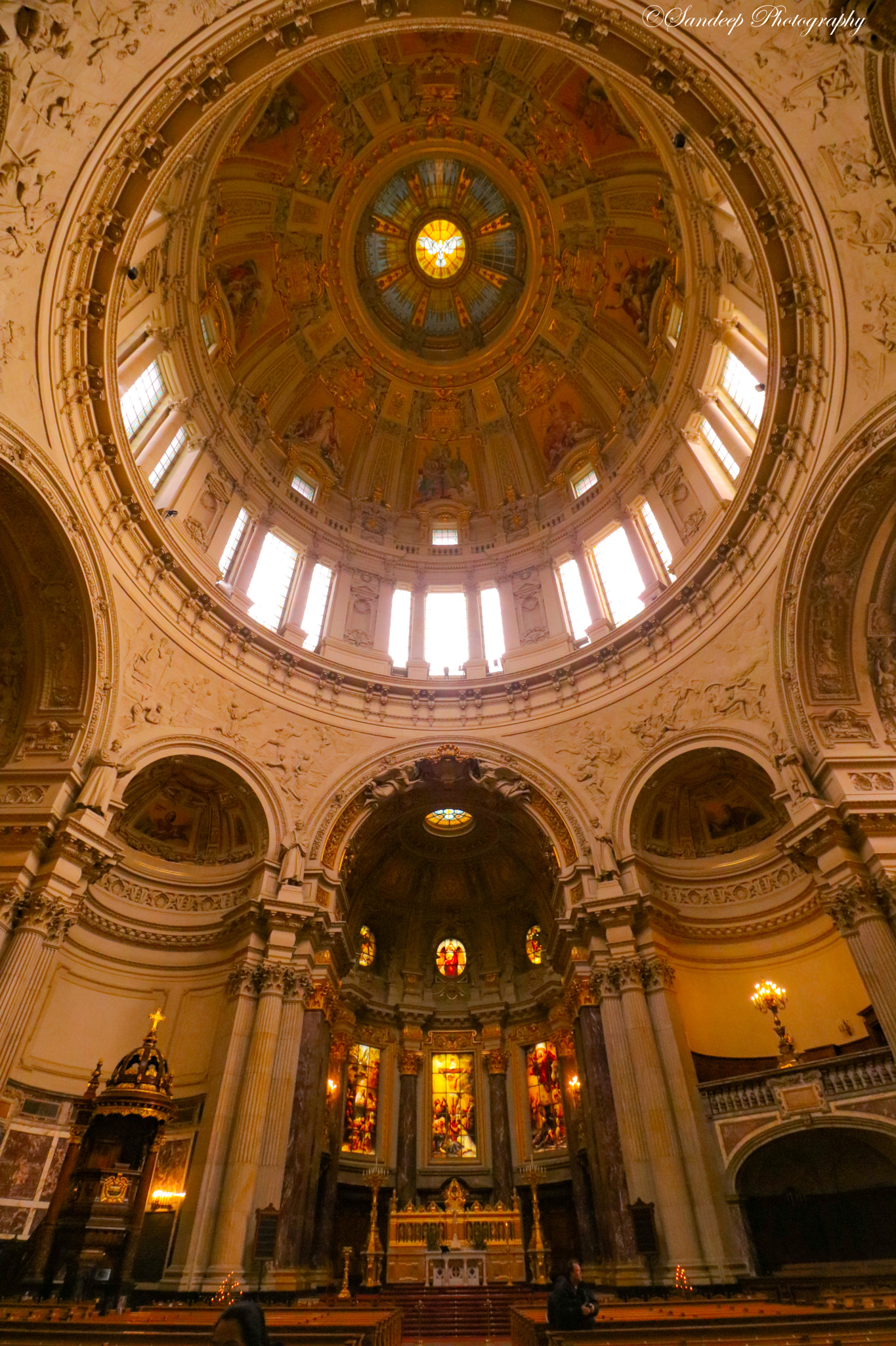 Canon EOS 750D (EOS Rebel T6i / EOS Kiss X8i) sample photo. Berlin cathedral - wide angle photography