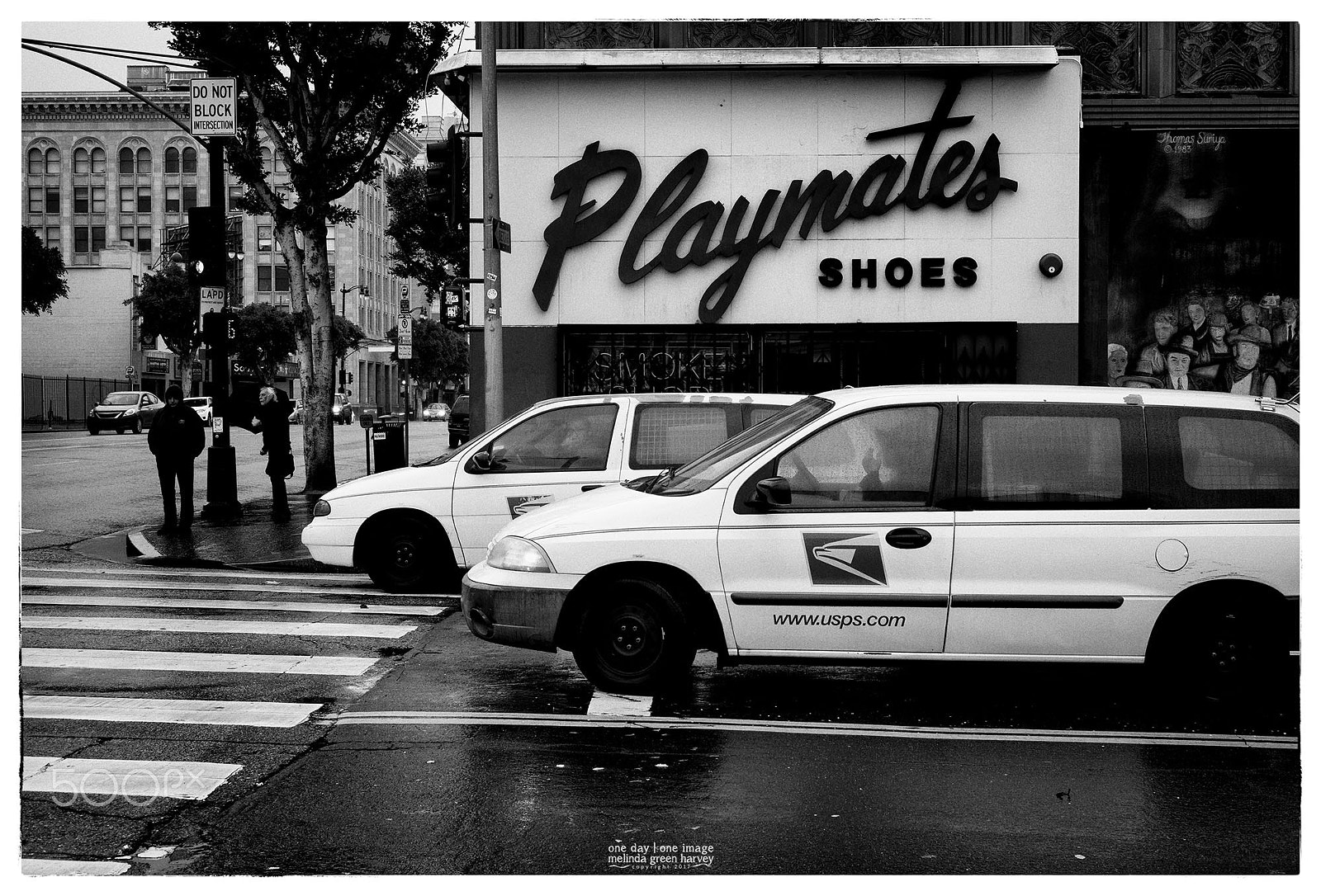 Leica Summarit-M 50mm F2.4 sample photo. Hollywood boulevard (not glamorous) photography