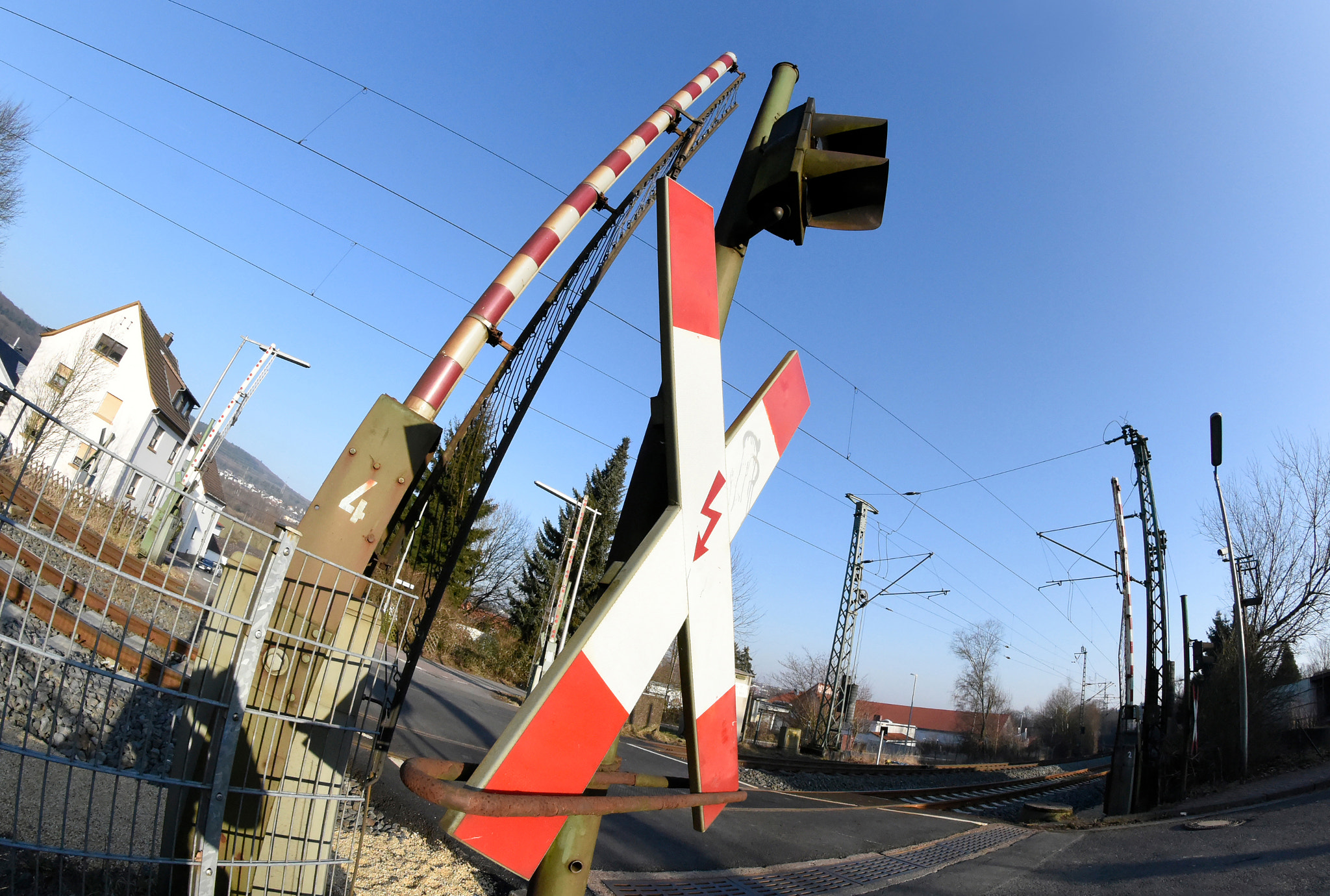 Nikon D810 + Samyang 8mm F3.5 Aspherical IF MC Fisheye sample photo. Railroad crossing photography