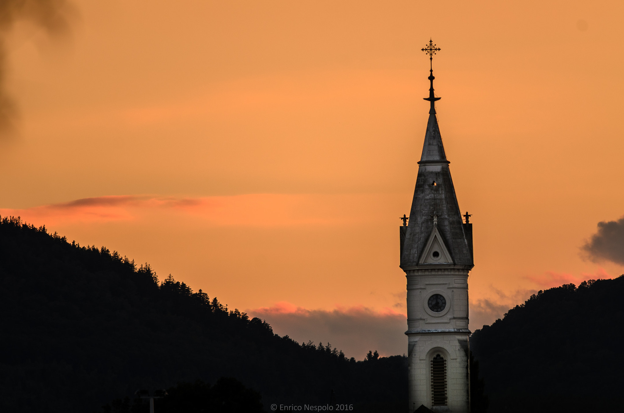 Nikon D7000 + Nikon AF-S Nikkor 300mm F4D ED-IF sample photo. The bell tower photography