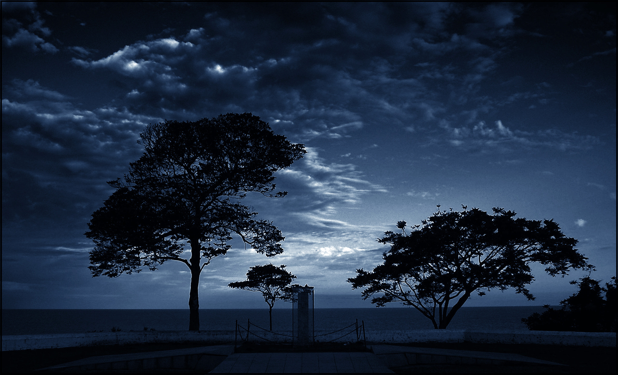 Olympus FE115,X715 sample photo. 5 minutes after sunset photography