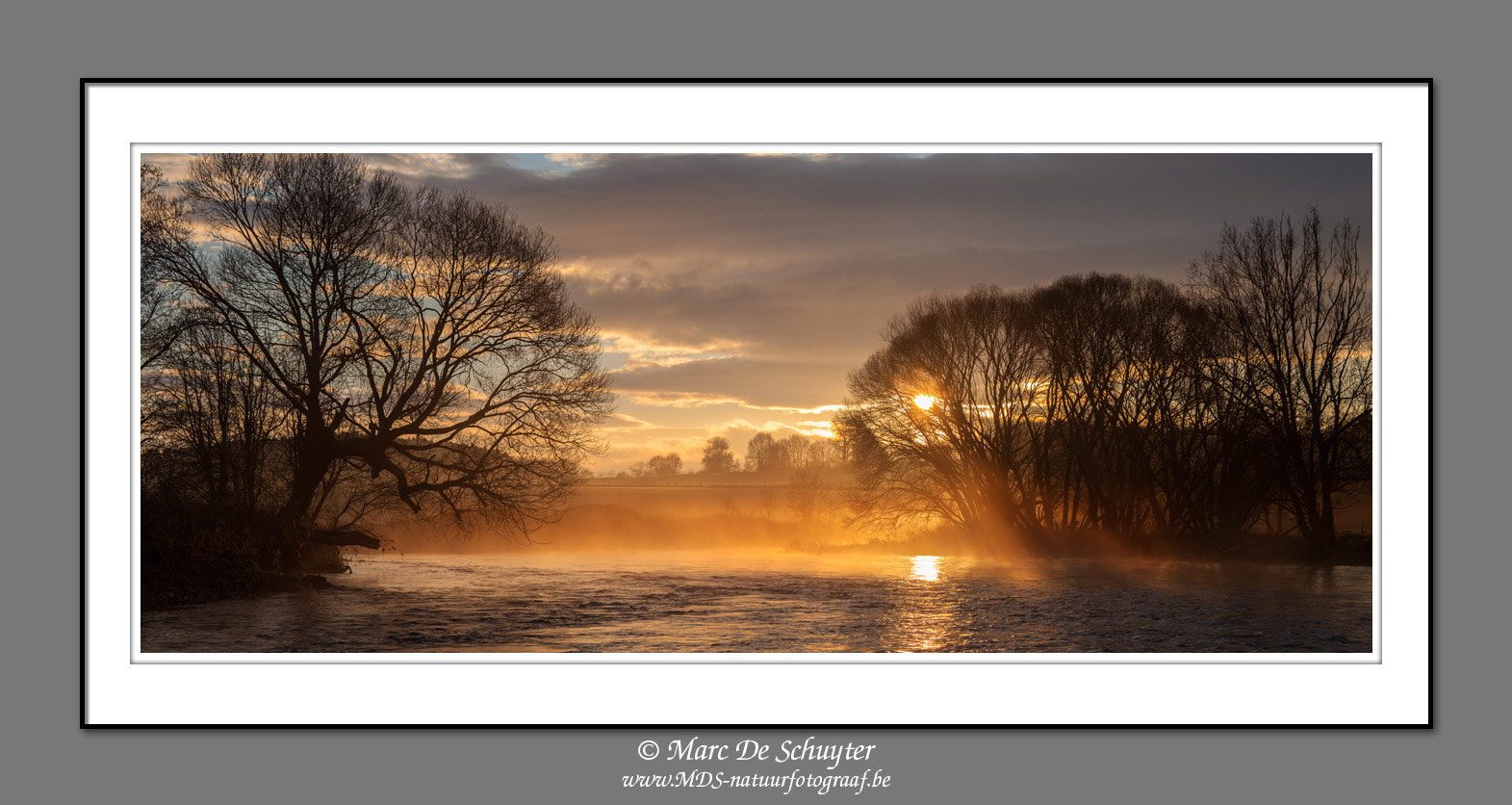 Canon EOS 5D Mark II sample photo. Winter morning at river ourthe photography