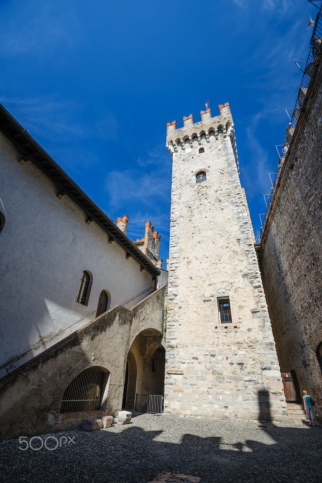 Nikon D700 + Nikon AF-S Nikkor 16-35mm F4G ED VR sample photo. Ineror court of medieval castle scaliger in old town sirmione on lake lago di garda, northern italy photography