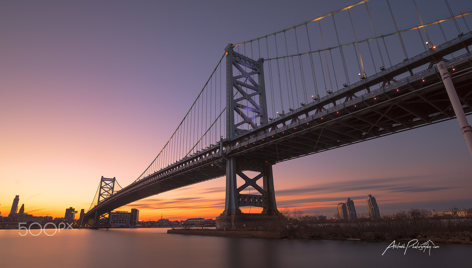 Nikon D750 + Nikon AF-S Nikkor 18-35mm F3.5-4.5G ED sample photo. Sunset @ ben franklin bridge photography