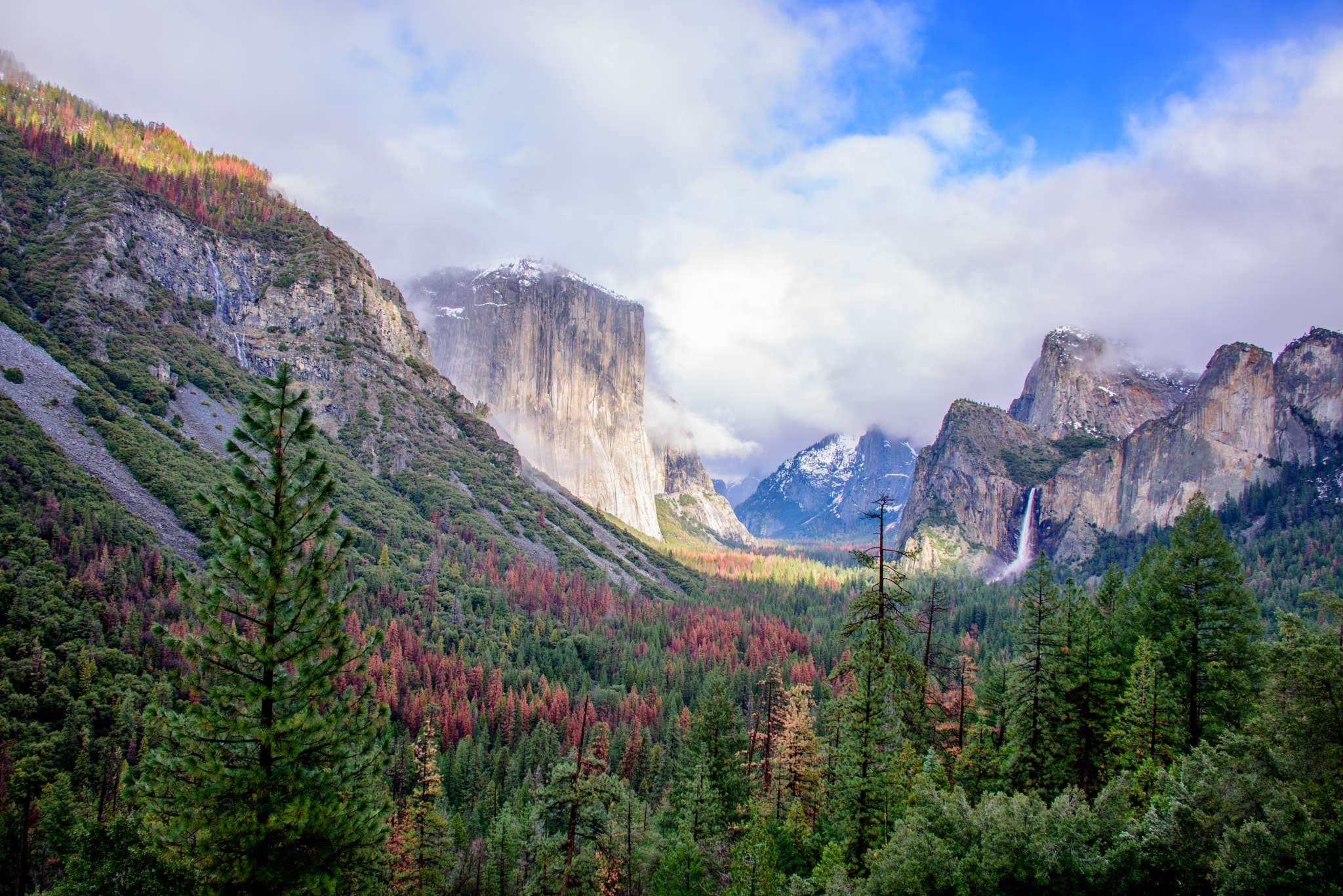 Nikon D810A sample photo. Tunnel view photography