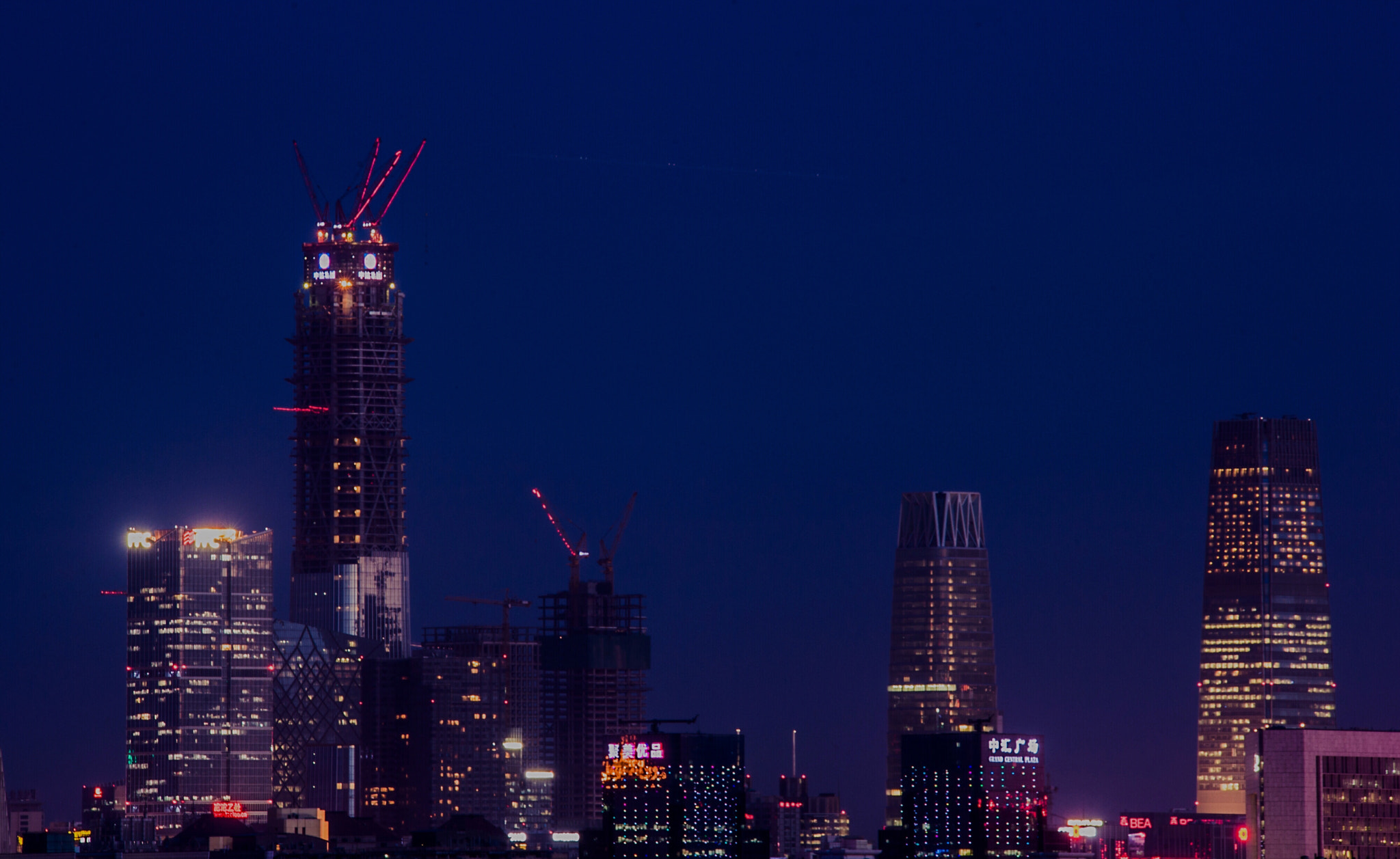 Nikon D700 sample photo. 国贸夜，帝都蓝，中国樽，追梦人 photography