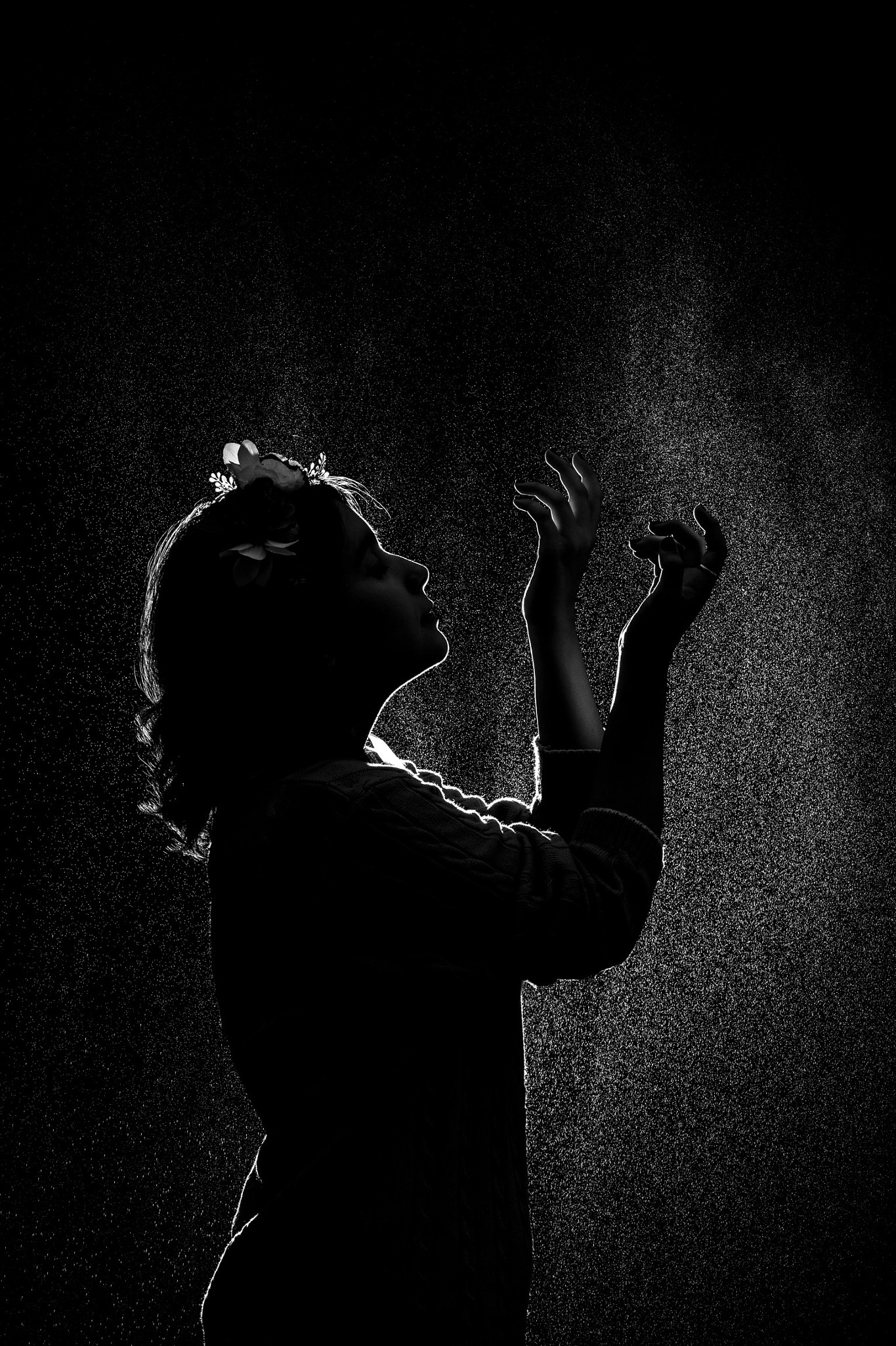 Nikon AF-S Nikkor 70-200mm F2.8G ED VR II sample photo. Dancing on the rain photography