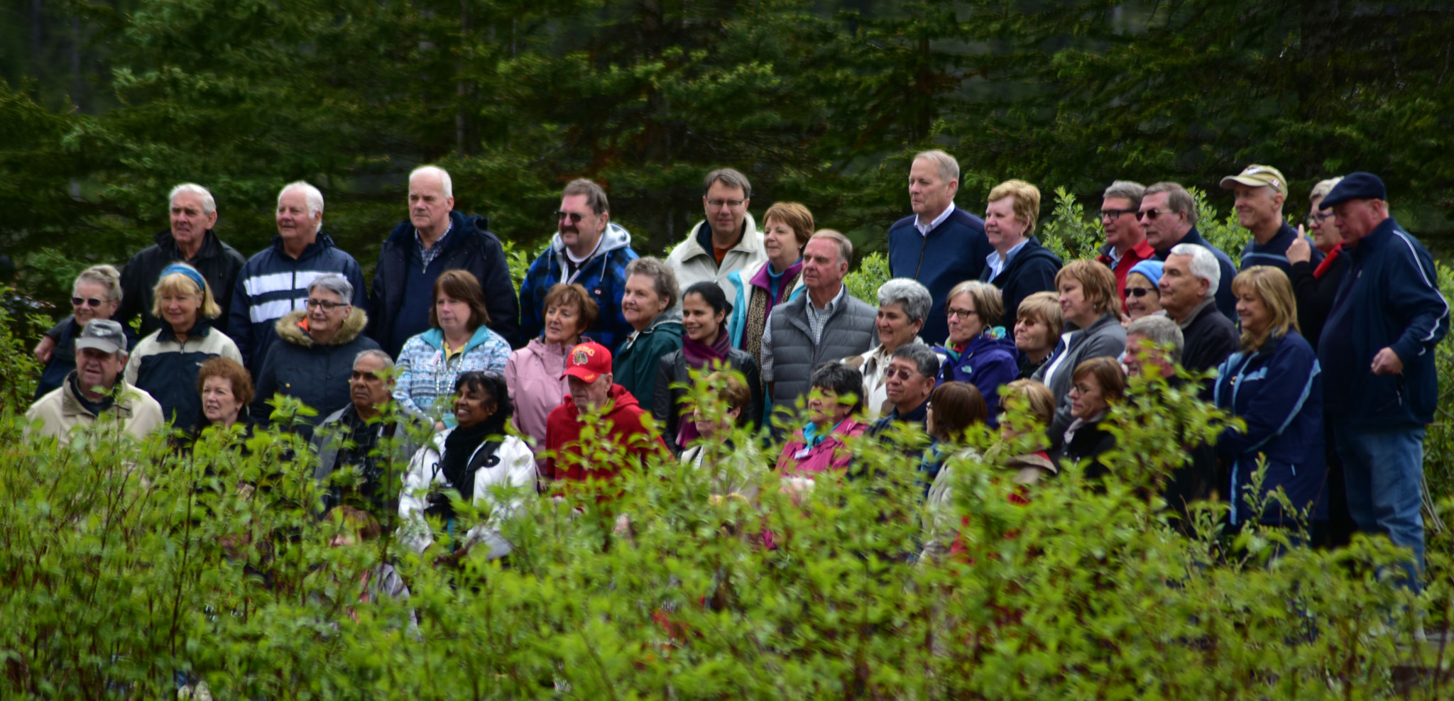 Nikon AF Nikkor 70-300mm F4-5.6G sample photo. Big group photography