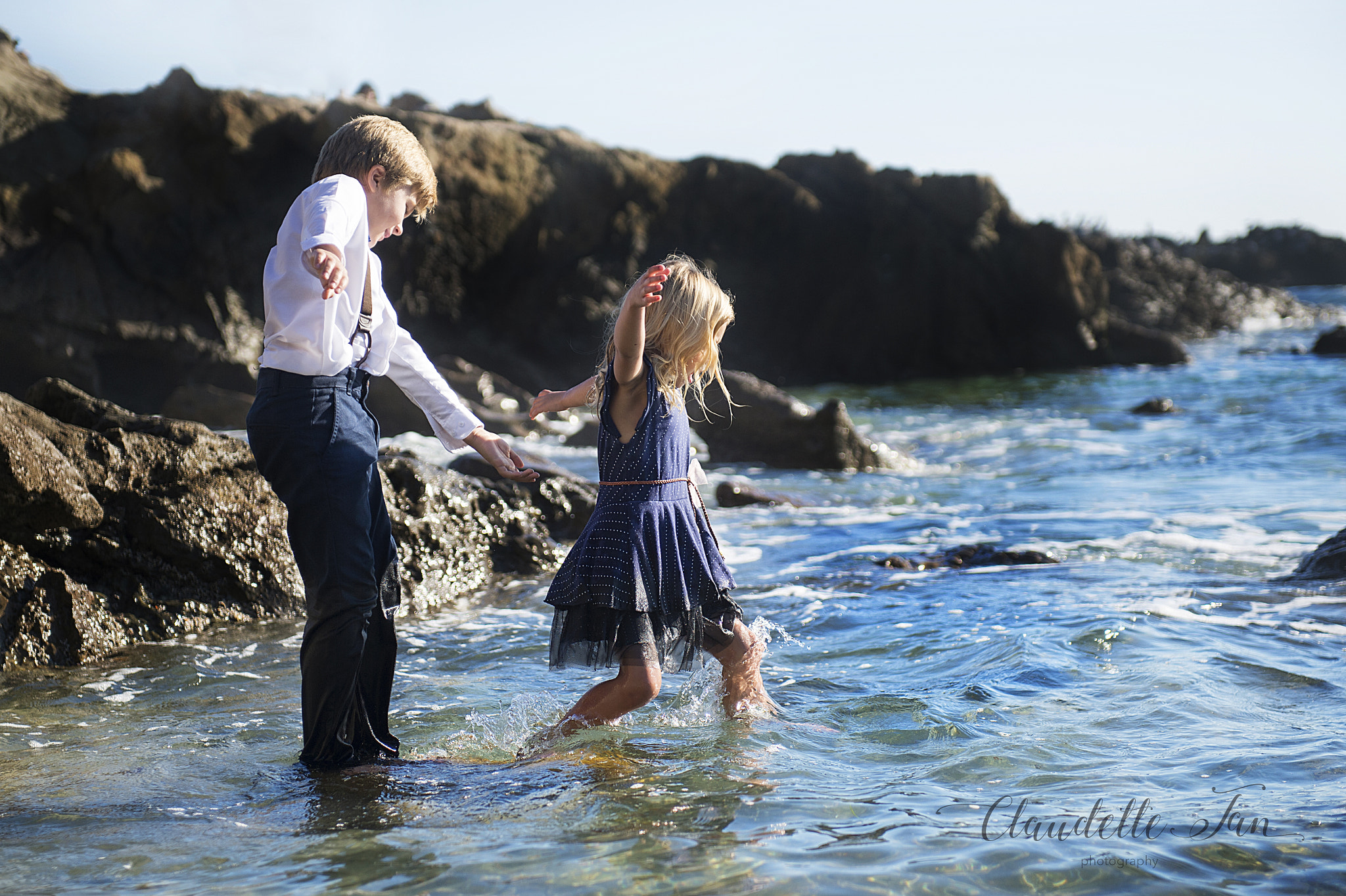 Nikon D4S sample photo. Sibling love photography