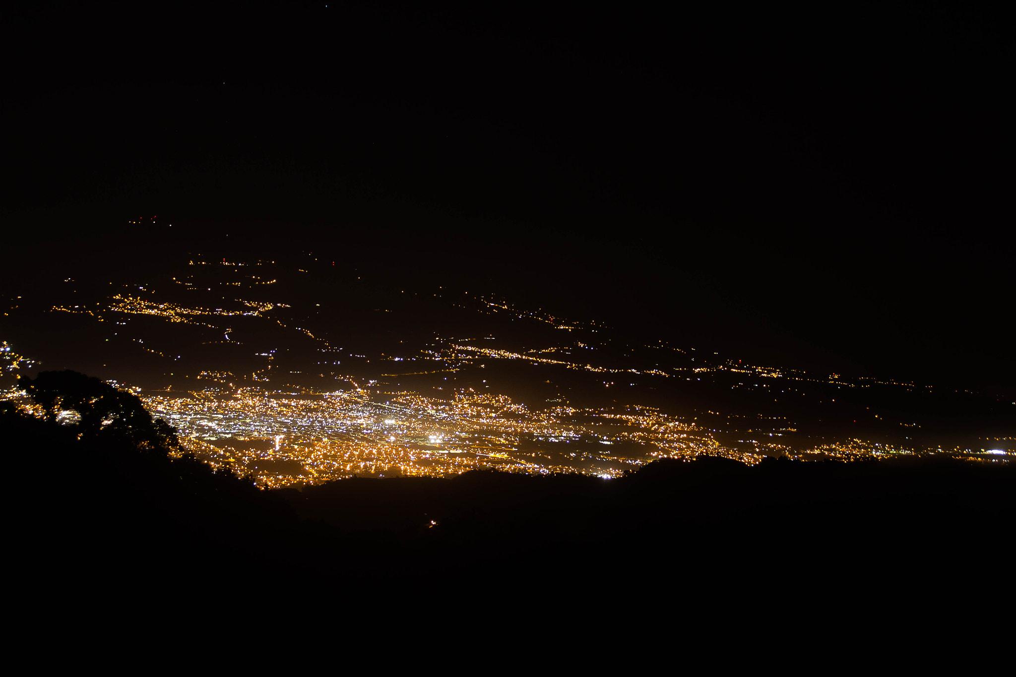 Canon EOS 650D (EOS Rebel T4i / EOS Kiss X6i) sample photo. Citylights photography