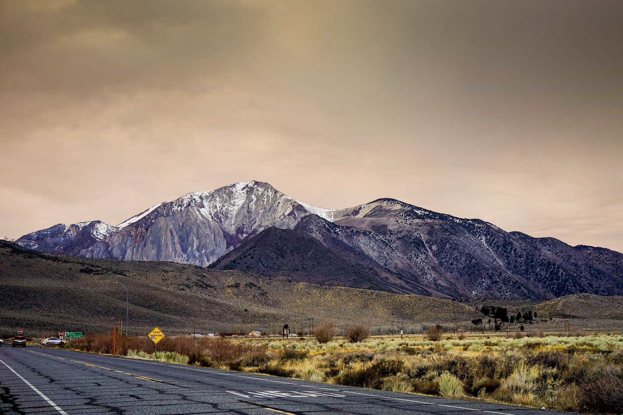 Sony a7 + Sony Vario Tessar T* FE 24-70mm F4 ZA OSS sample photo. Eastern sierra nevada mountains photography
