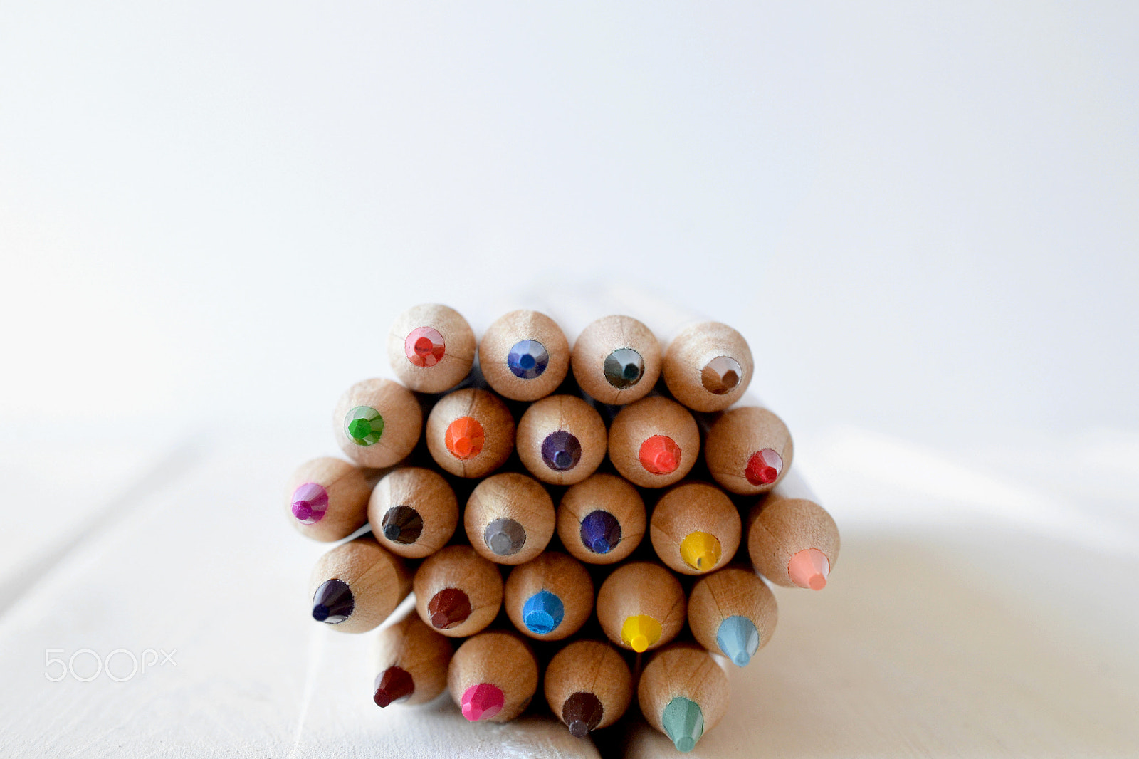 Nikon AF-S DX Micro Nikkor 40mm F2.8 sample photo. Pencil crayon tops photography