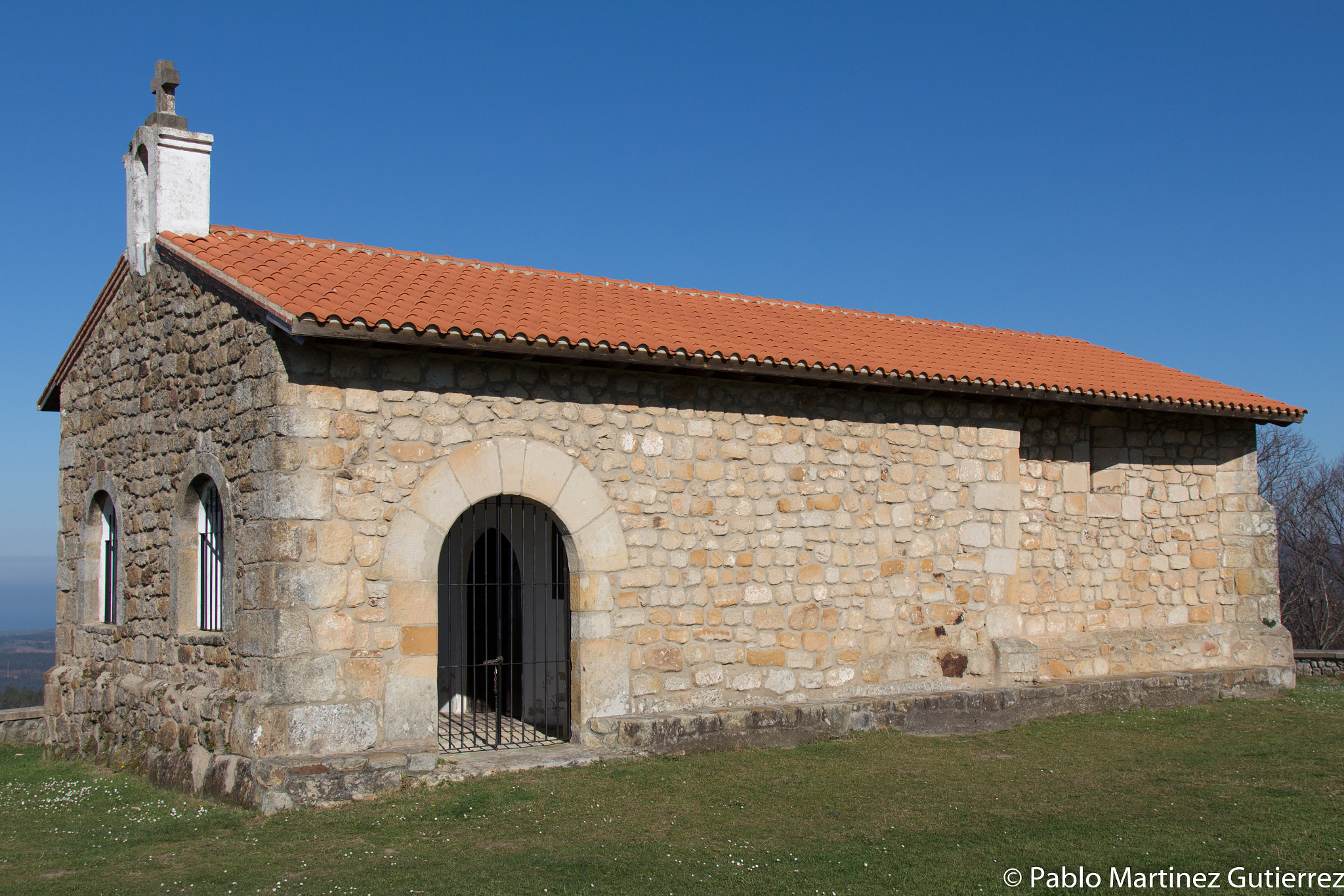 Canon EOS 700D (EOS Rebel T5i / EOS Kiss X7i) + Canon EF 24-105mm F4L IS USM sample photo. Ermita de san esteban - monte corona photography