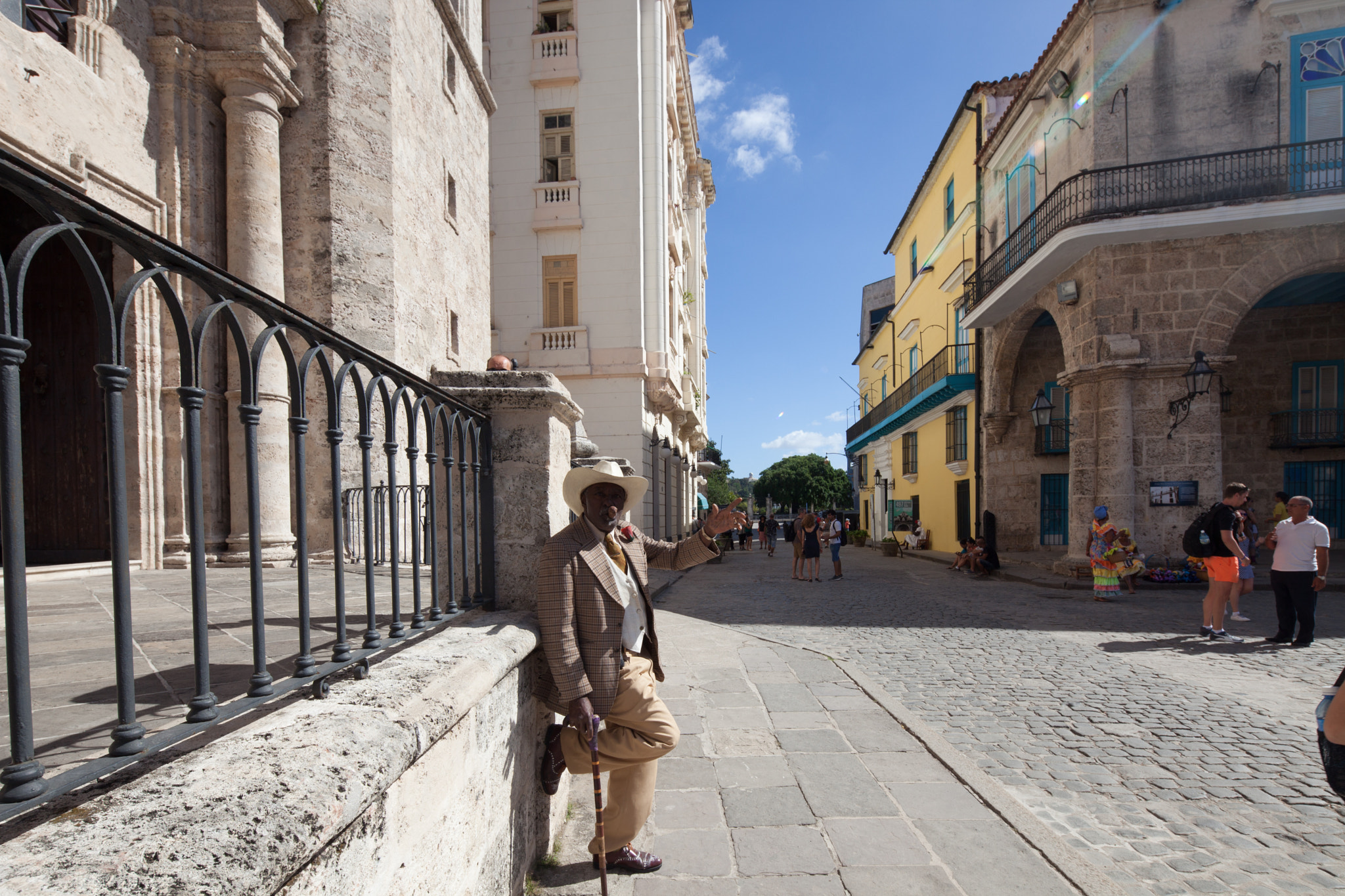 Canon TS-E 17mm F4L Tilt-Shift sample photo. Cuba photography