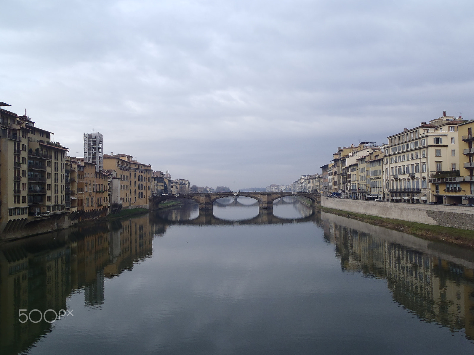 Olympus TG-310 sample photo. Reflection on florence photography