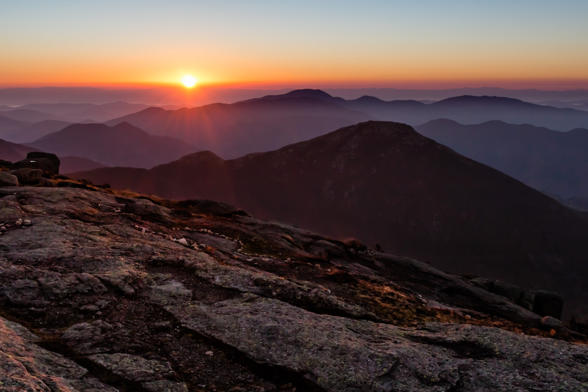 Canon EOS 100D (EOS Rebel SL1 / EOS Kiss X7) sample photo. Sunrise from summit of mt. marcy photography