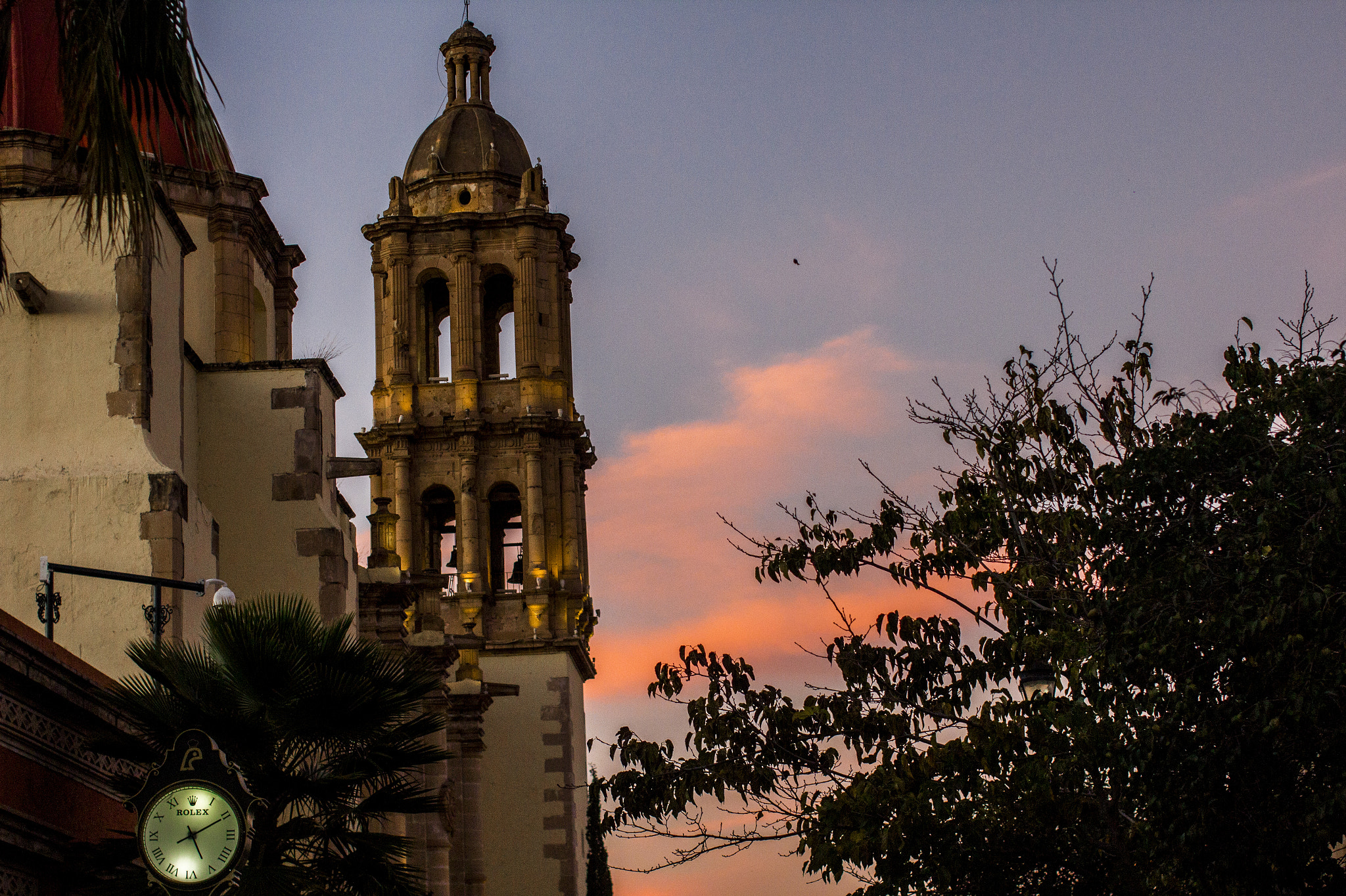 Sigma 50mm F1.4 EX DG HSM sample photo. Templo a contraste naranja photography