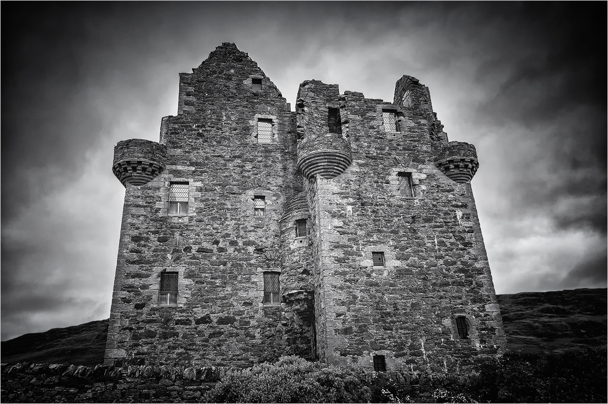 Sigma 10-20mm F4-5.6 EX DC HSM sample photo. Scalloway castle photography