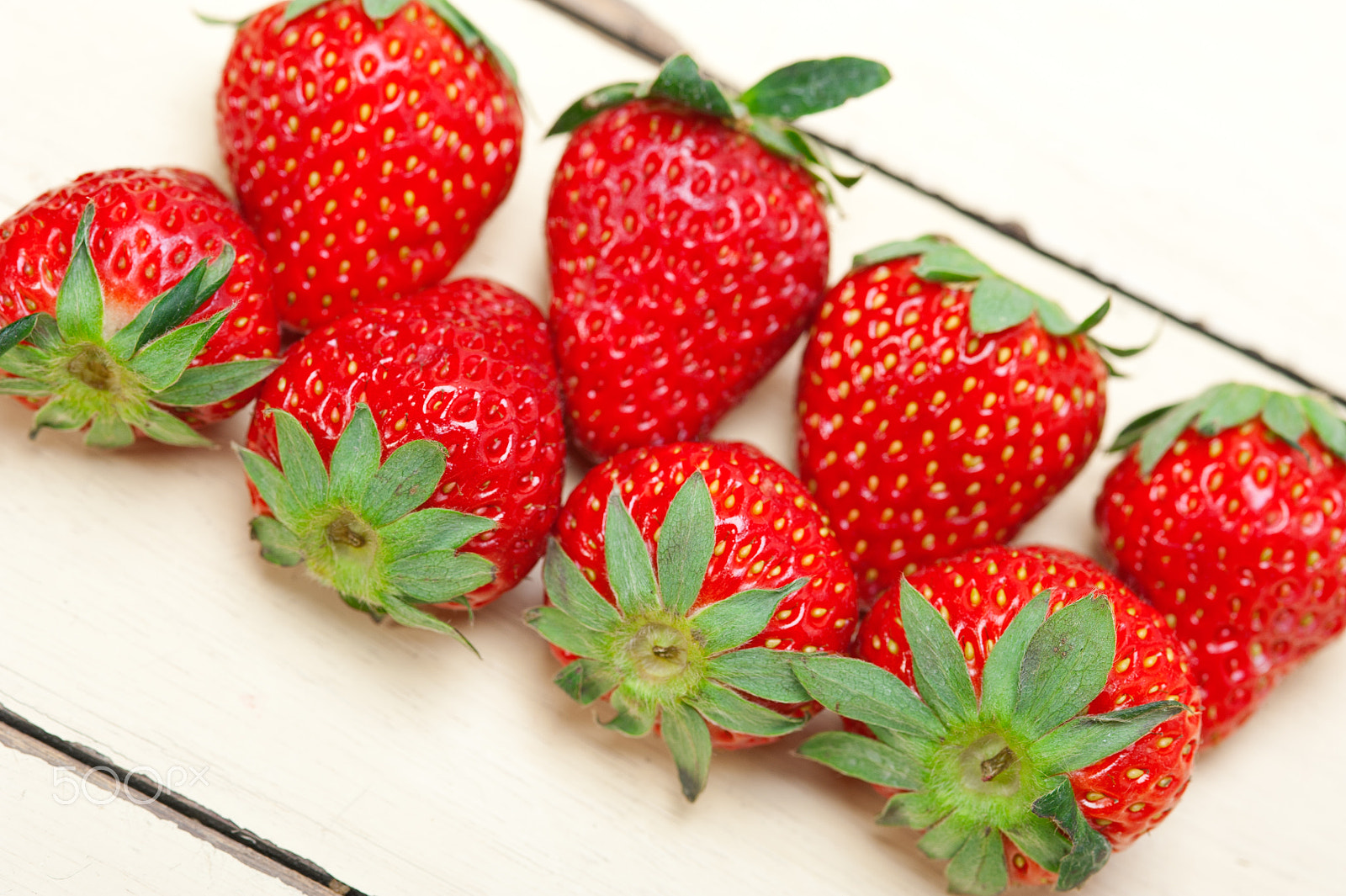 AF Micro-Nikkor 105mm f/2.8 sample photo. Fresh organic strawberry over white wood photography