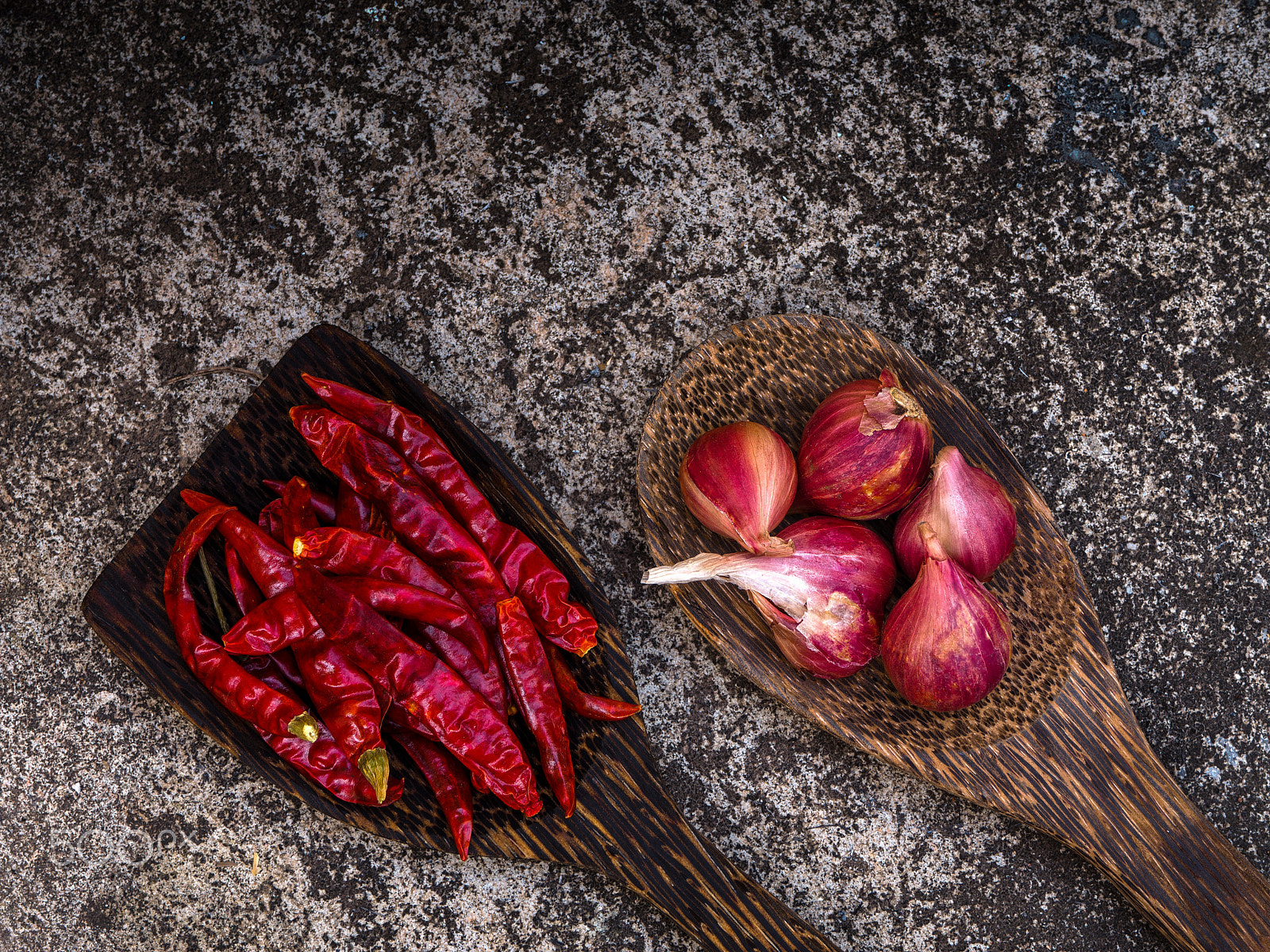 Olympus OM-D E-M5 II sample photo. Thai spices. thai herbs : chilli,garlic,shallots. photography