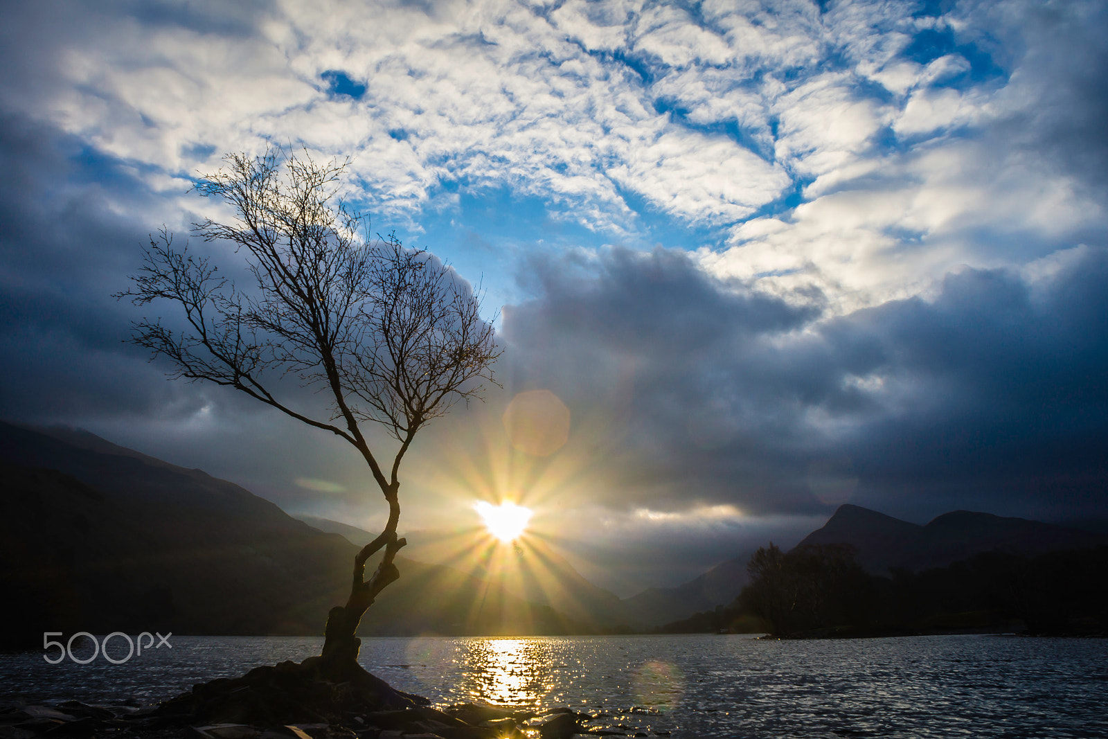 Sony DT 18-70mm F3.5-5.6 sample photo. Llyn padarn sunburst photography
