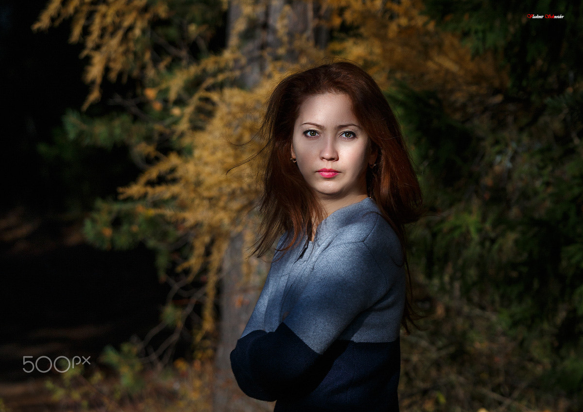 Canon EOS 70D + Canon EF 70-200mm F4L IS USM sample photo. Woman's portrait photography