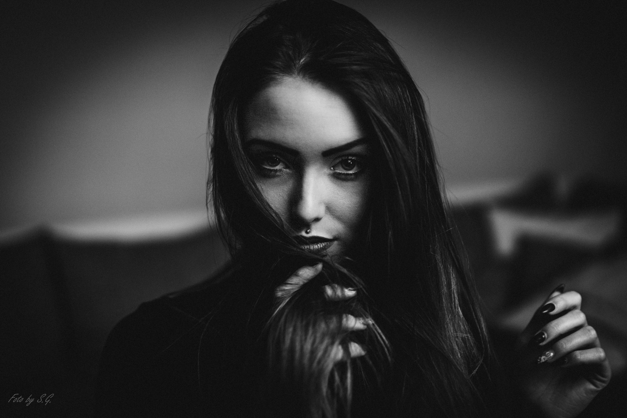 Nikon D7100 + Sigma 35mm F1.4 DG HSM Art sample photo. Dark_mel photography