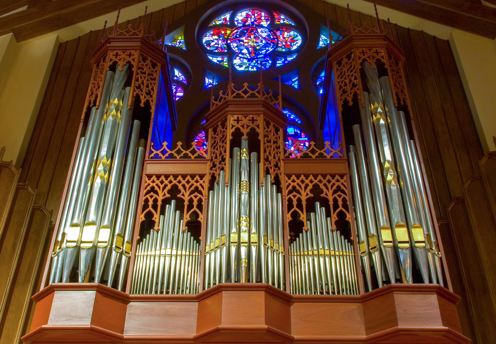 Canon EOS 30D + Canon EF 24-105mm F4L IS USM sample photo. Church organ photography