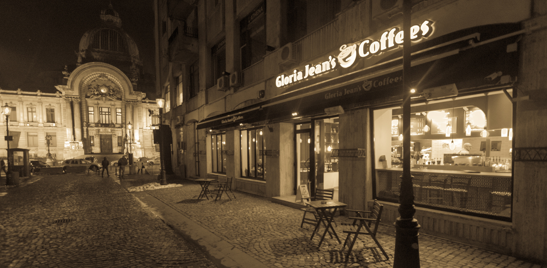 Nikon D5300 + Sigma 10-20mm F3.5 EX DC HSM sample photo. Old town photography