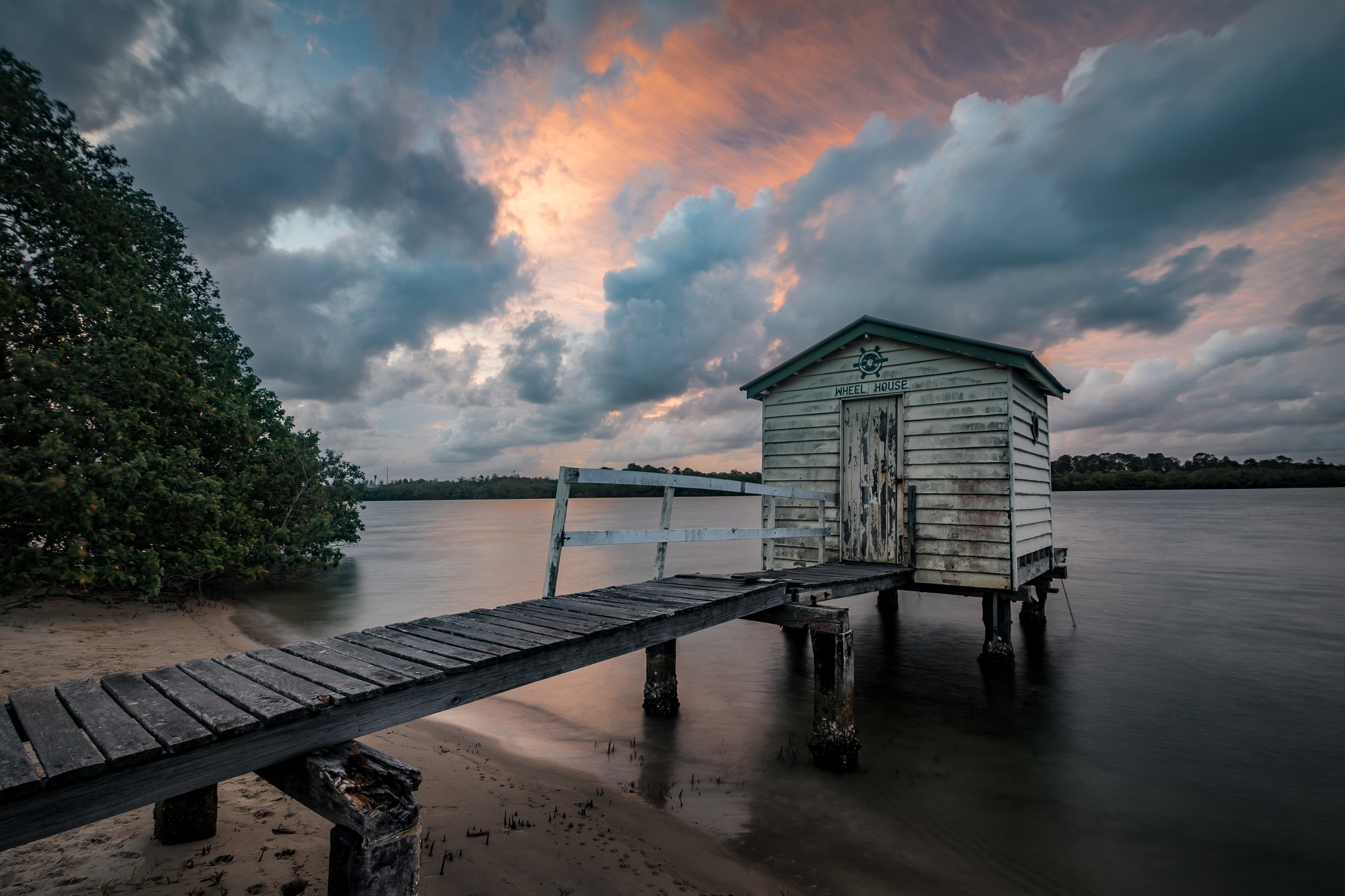 Sigma 10-20mm F3.5 EX DC HSM sample photo. Jetty sunset photography