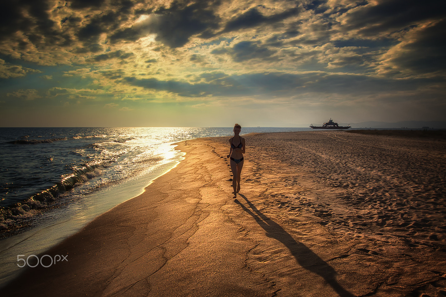 Canon EF 16-35mm F2.8L II USM sample photo. Sweet vacation photography