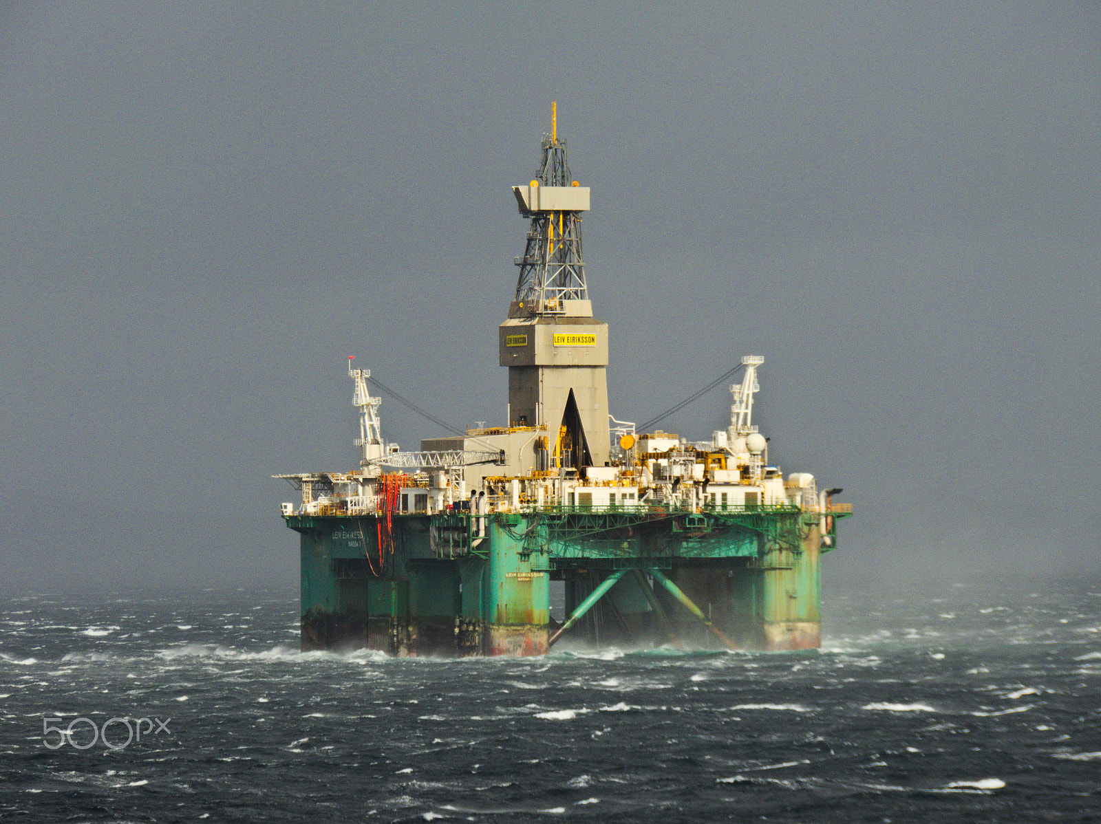 Kodak EasyShare Z990 (EasyShare Max) sample photo. Leiv eiriksson [falkland islands] photography