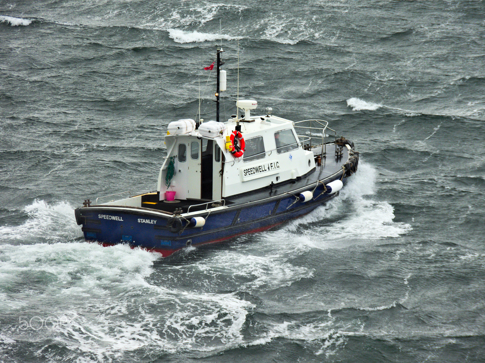 Kodak EasyShare Z990 (EasyShare Max) sample photo. Stanley pilot [falkland islands] photography