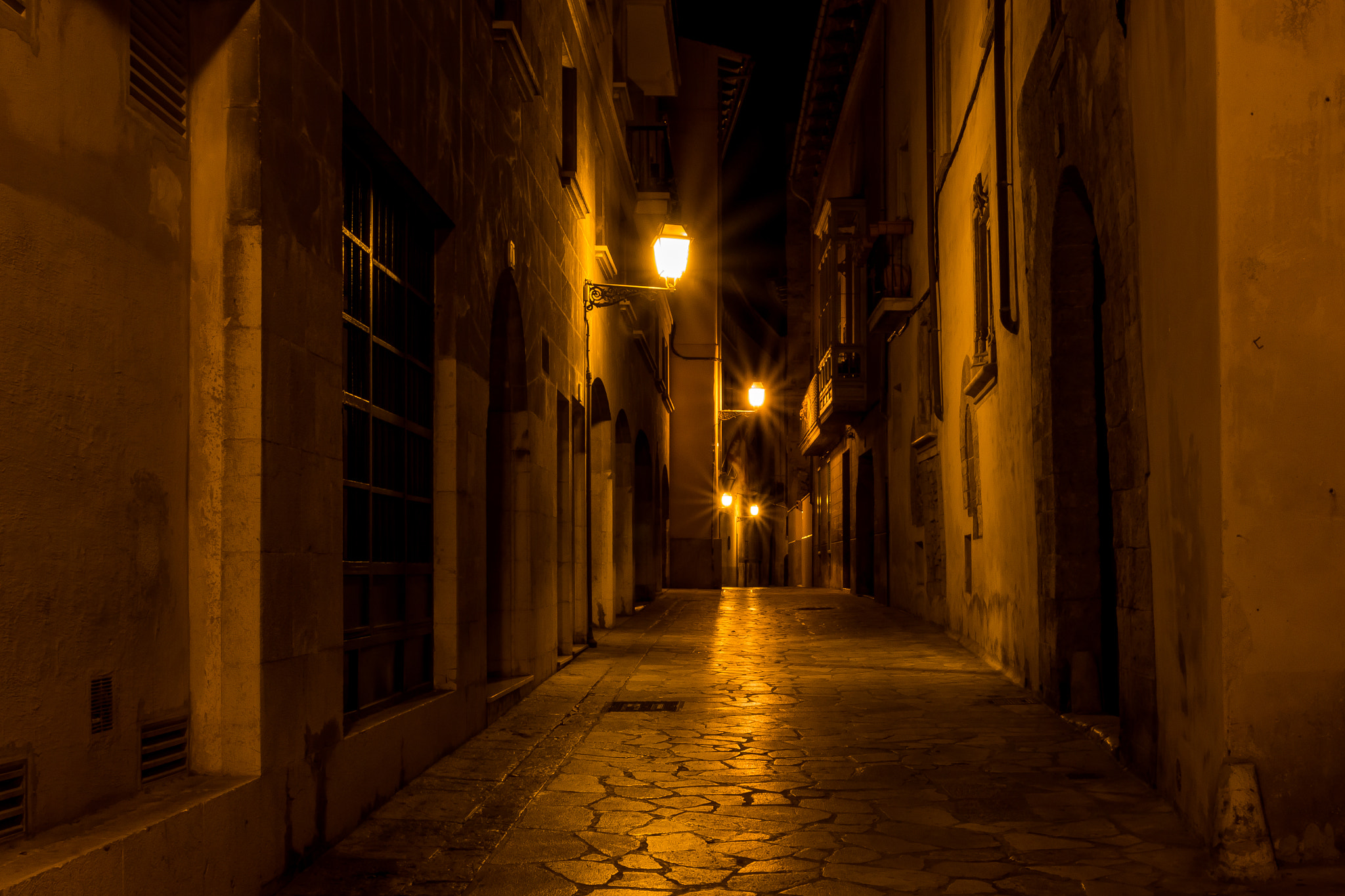 Sigma 18-250mm F3.5-6.3 DC OS HSM sample photo. @ nighttime in palma photography