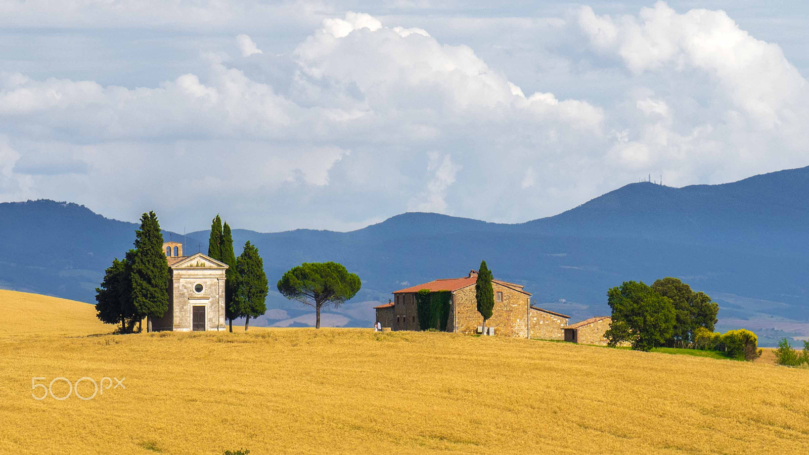 Panasonic Lumix G X Vario 35-100mm F2.8 OIS sample photo. Typical toscana photography