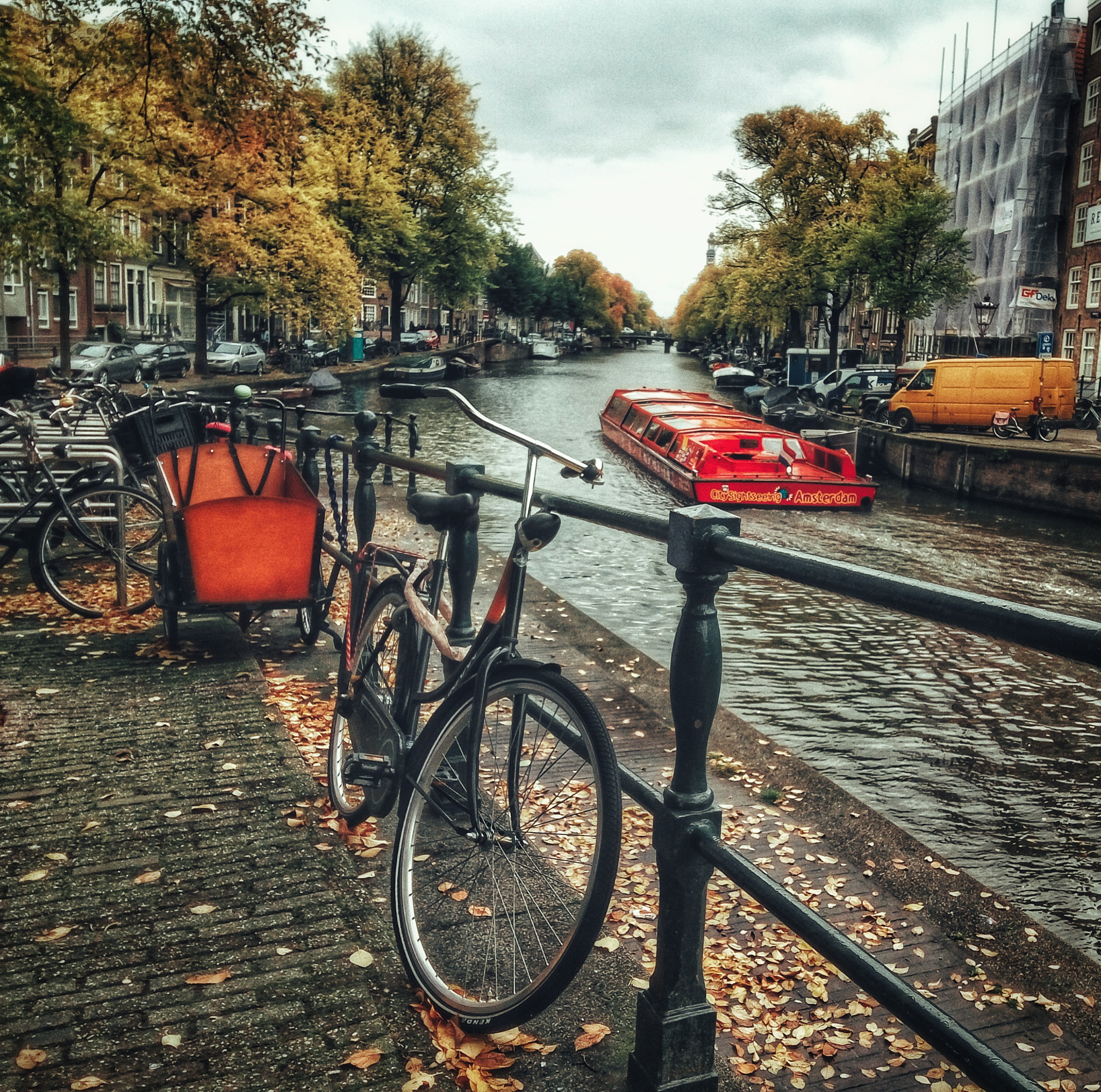 Xiaomi HM Note 2 sample photo. The bike city photography