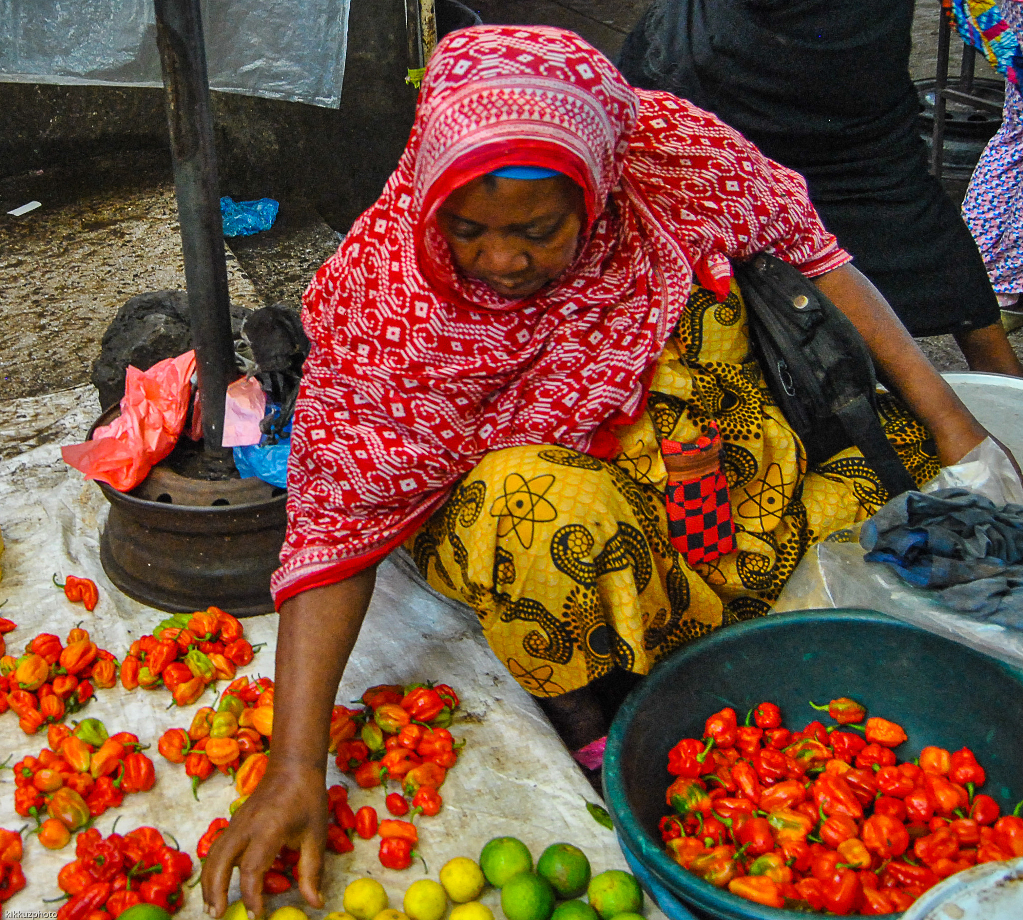 Nikon D3000 sample photo. Moroni volovolo market a () photography