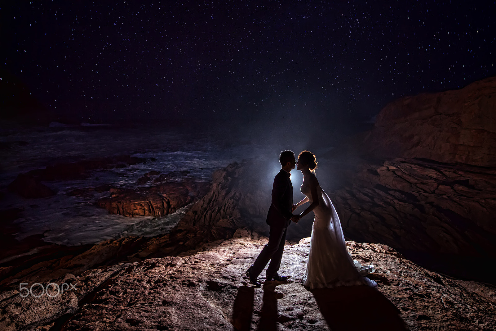 Sigma 20mm F1.4 DG HSM Art sample photo. Hong kong pre wedding photography