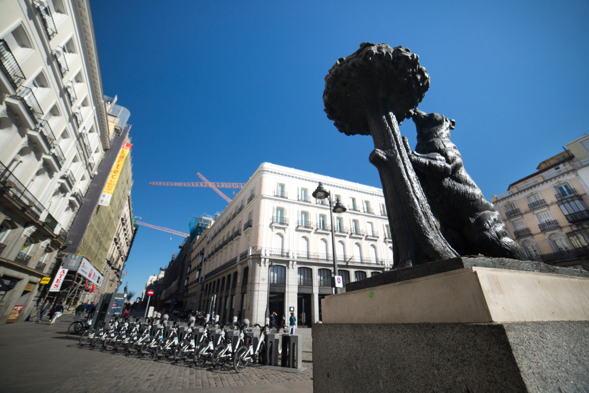 Samyang 14mm F2.8 ED AS IF UMC sample photo. Madrid photography