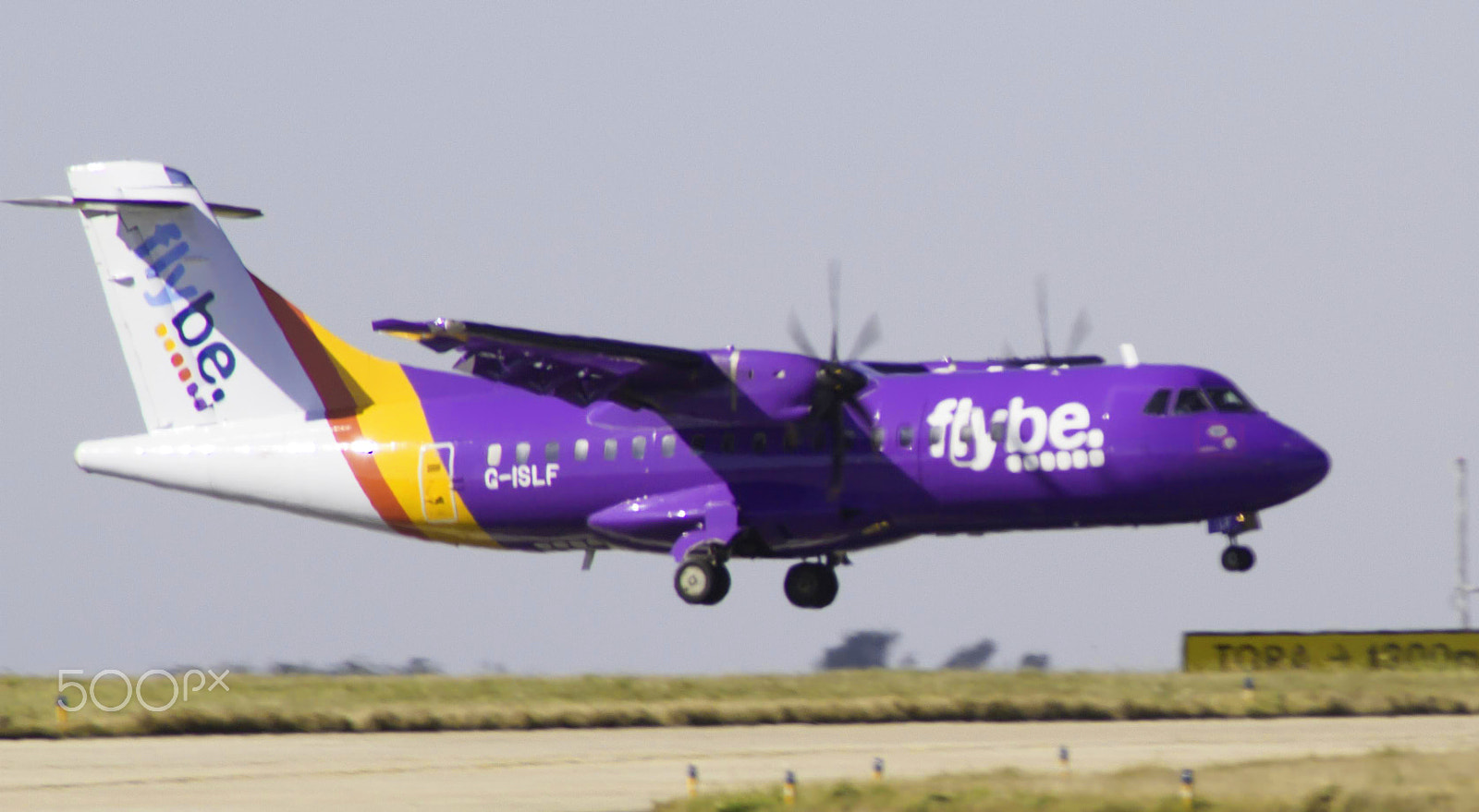 Canon EOS 7D sample photo. Flybe - jersey/uk route photography
