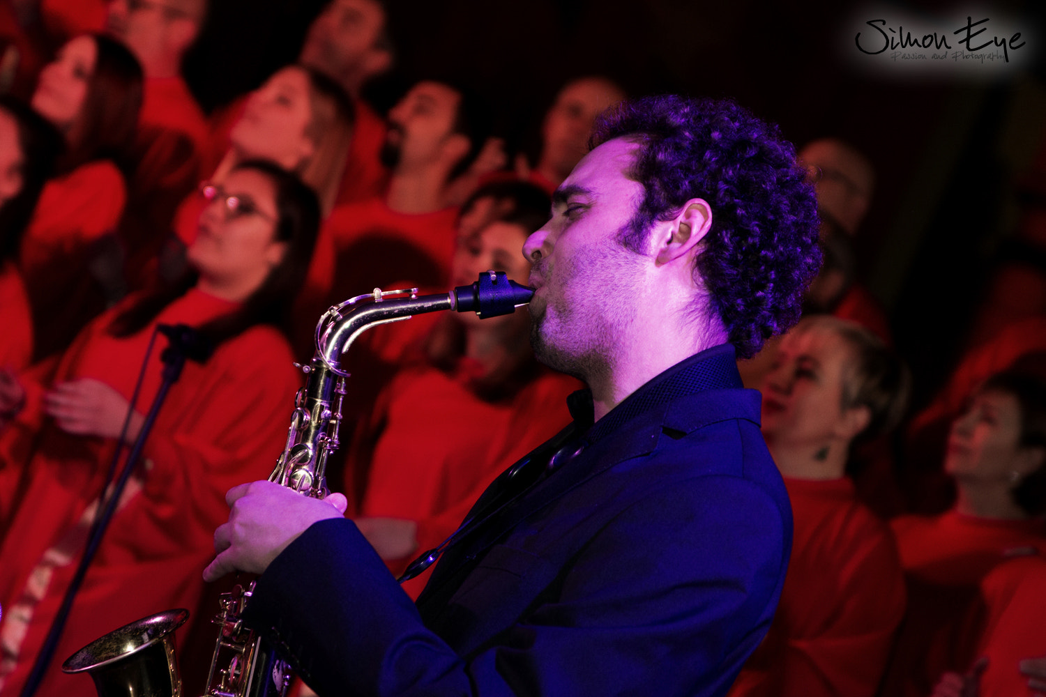 Canon EOS 1100D (EOS Rebel T3 / EOS Kiss X50) sample photo. Gospel choir saxophone photography
