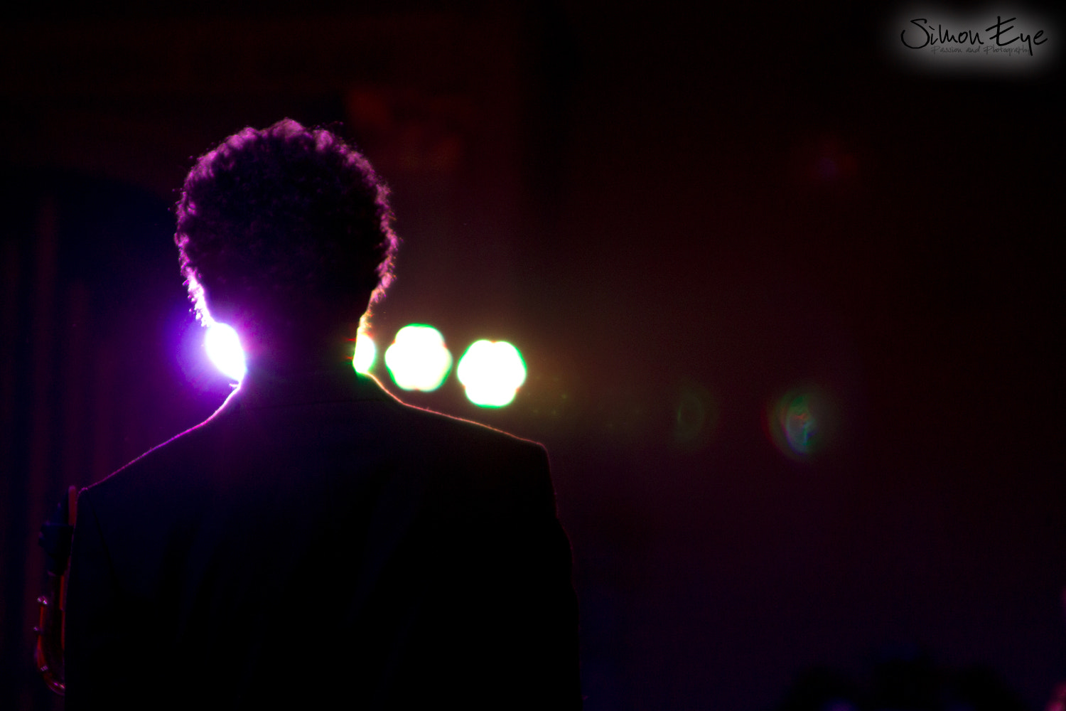 Canon EOS 1100D (EOS Rebel T3 / EOS Kiss X50) sample photo. Gospel choir lights photography
