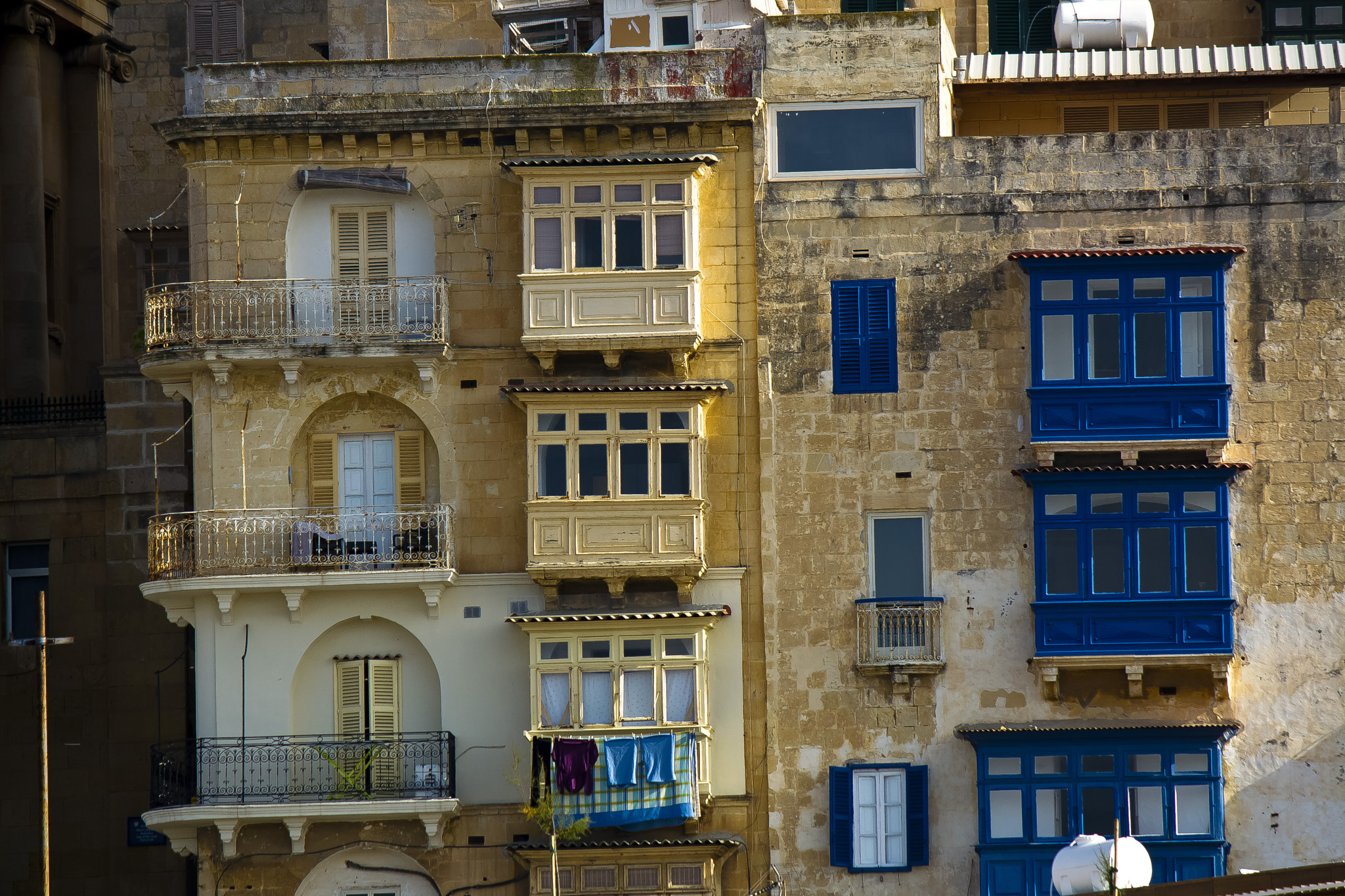 Canon EOS 1000D (EOS Digital Rebel XS / EOS Kiss F) sample photo. I colori di malta photography
