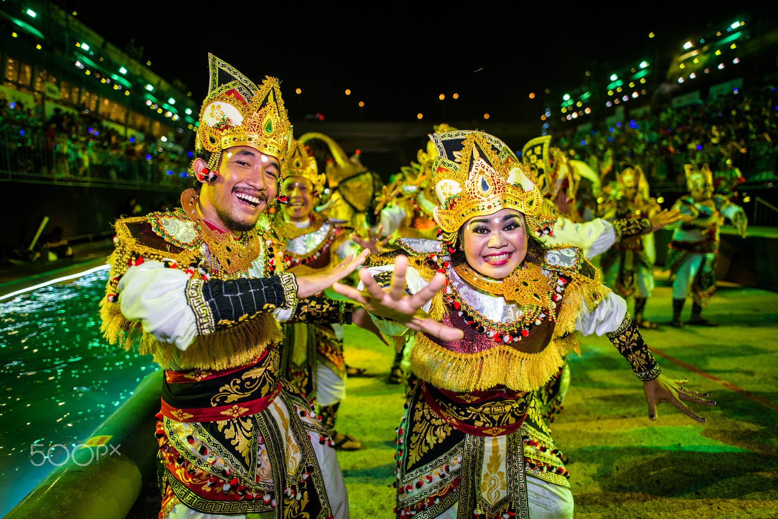 Nikon D810 sample photo. Kuda lumping performer photography