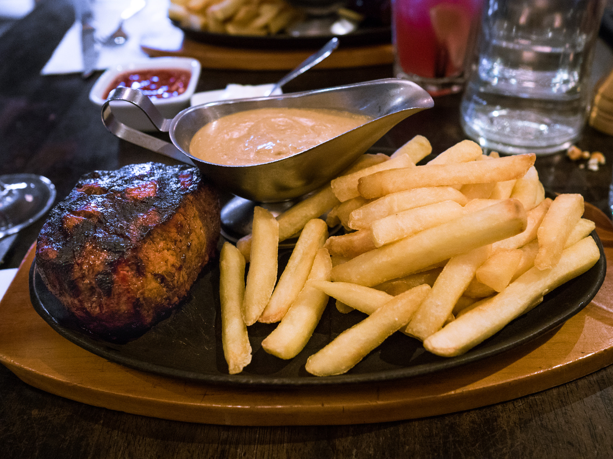 Olympus OM-D E-M5 II + Olympus M.Zuiko Digital 17mm F1.8 sample photo. Squires linhft photography