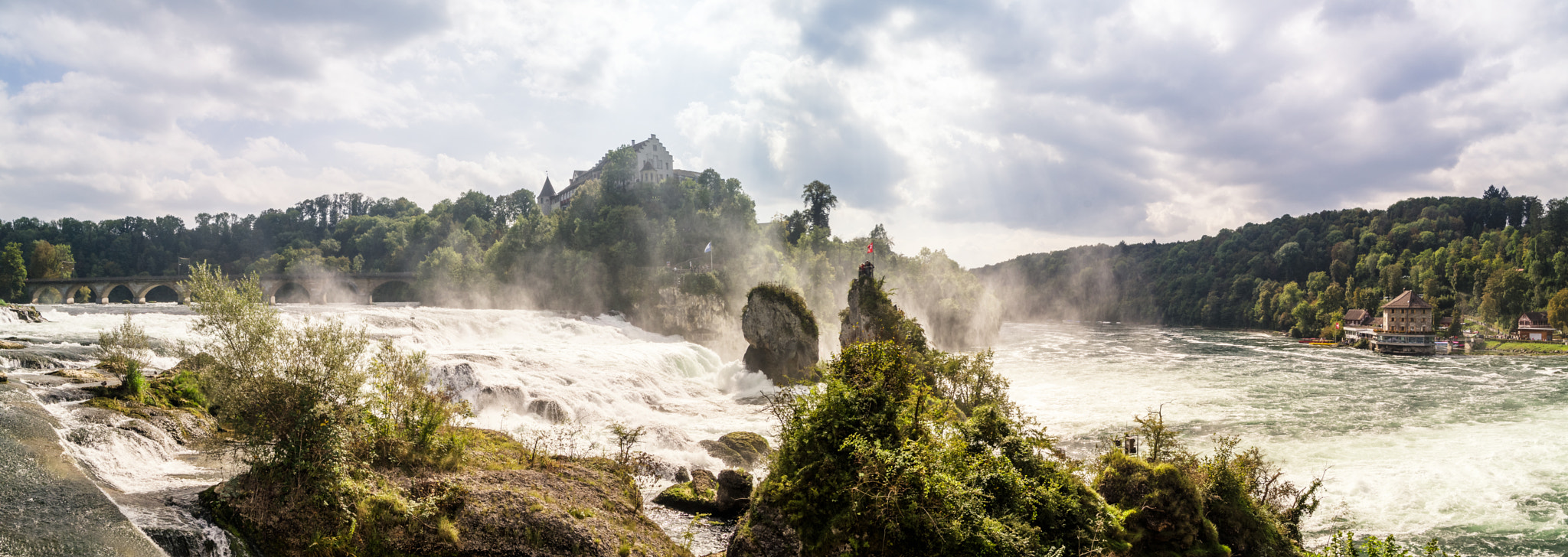 Sigma 18-50mm F2.8 EX DC sample photo. Cataratas del rin photography