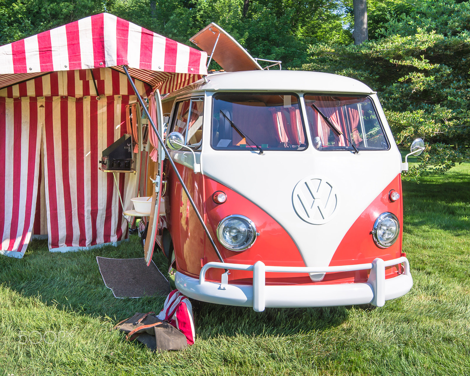 Nikon AF-S Nikkor 16-35mm F4G ED VR sample photo. 1960 vw microbus photography