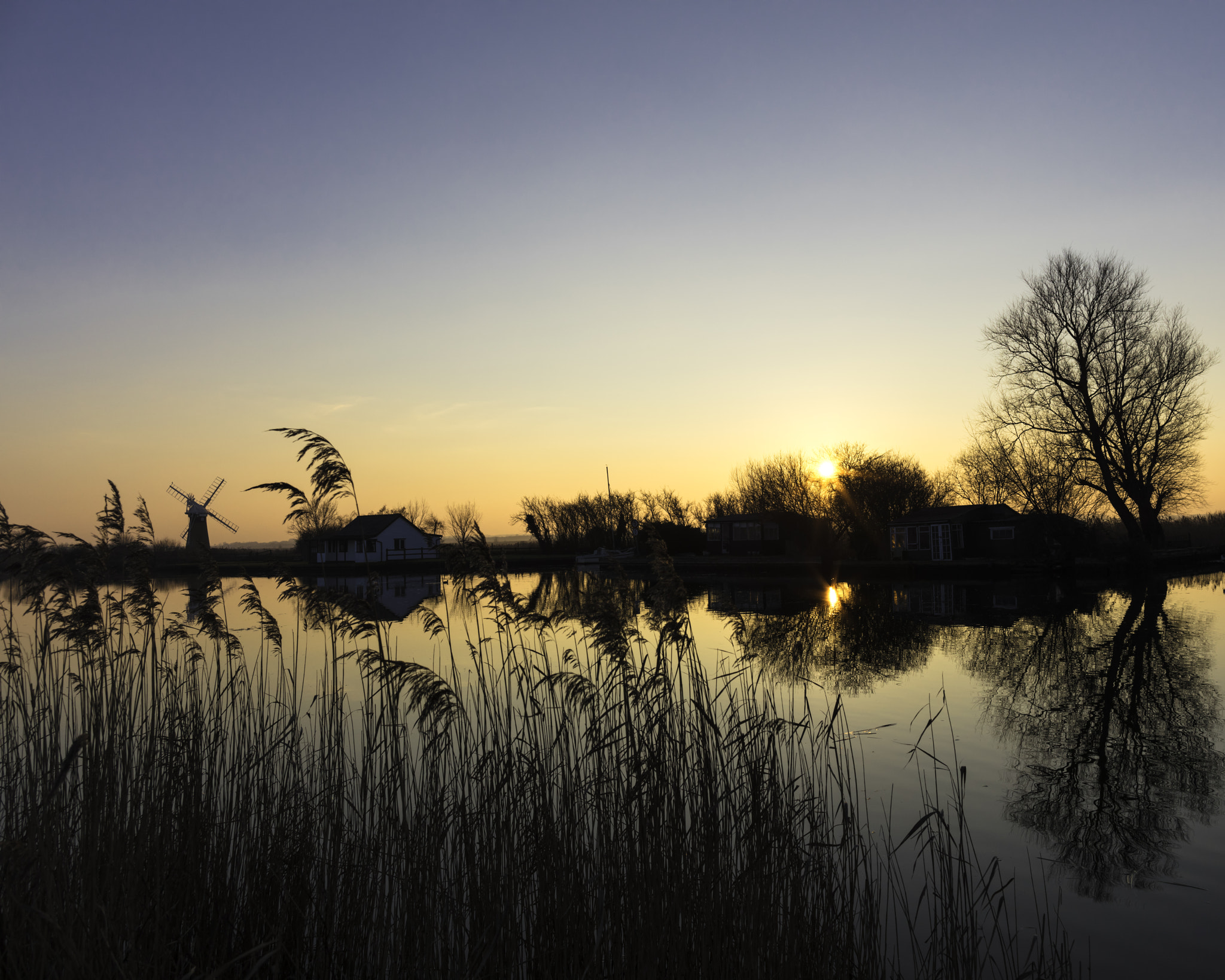 Canon EOS 5DS + Canon EF 24mm F1.4L II USM sample photo. Still waters thurne marina photography
