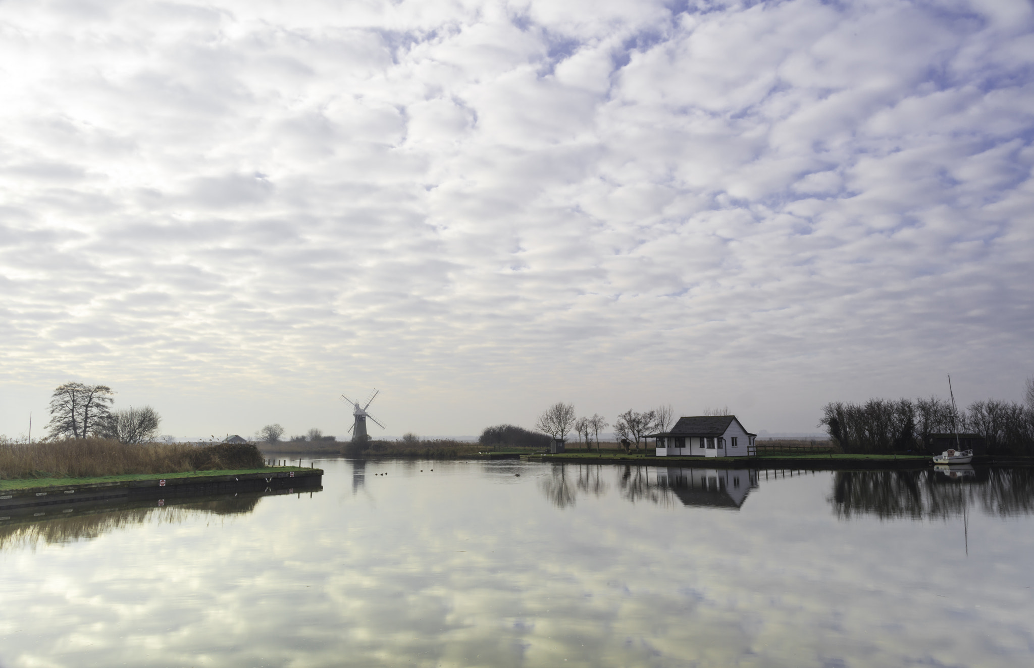 Canon EOS 5DS + Canon EF 24mm F1.4L II USM sample photo. Thurne marina photography