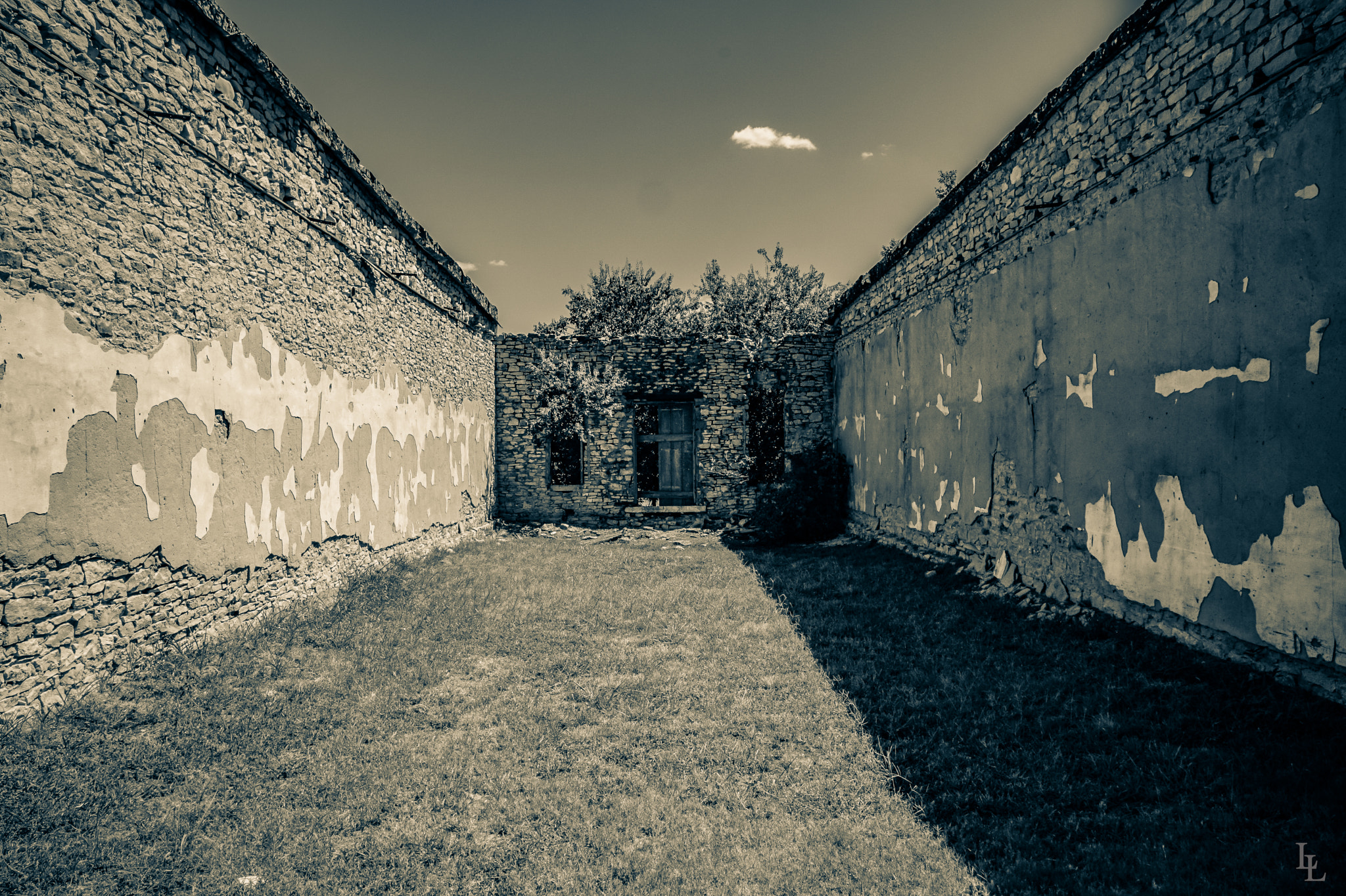 Sony a6300 + Sony Vario-Tessar T* E 16-70mm F4 ZA OSS sample photo. Texas backroads, tolar texas. photography